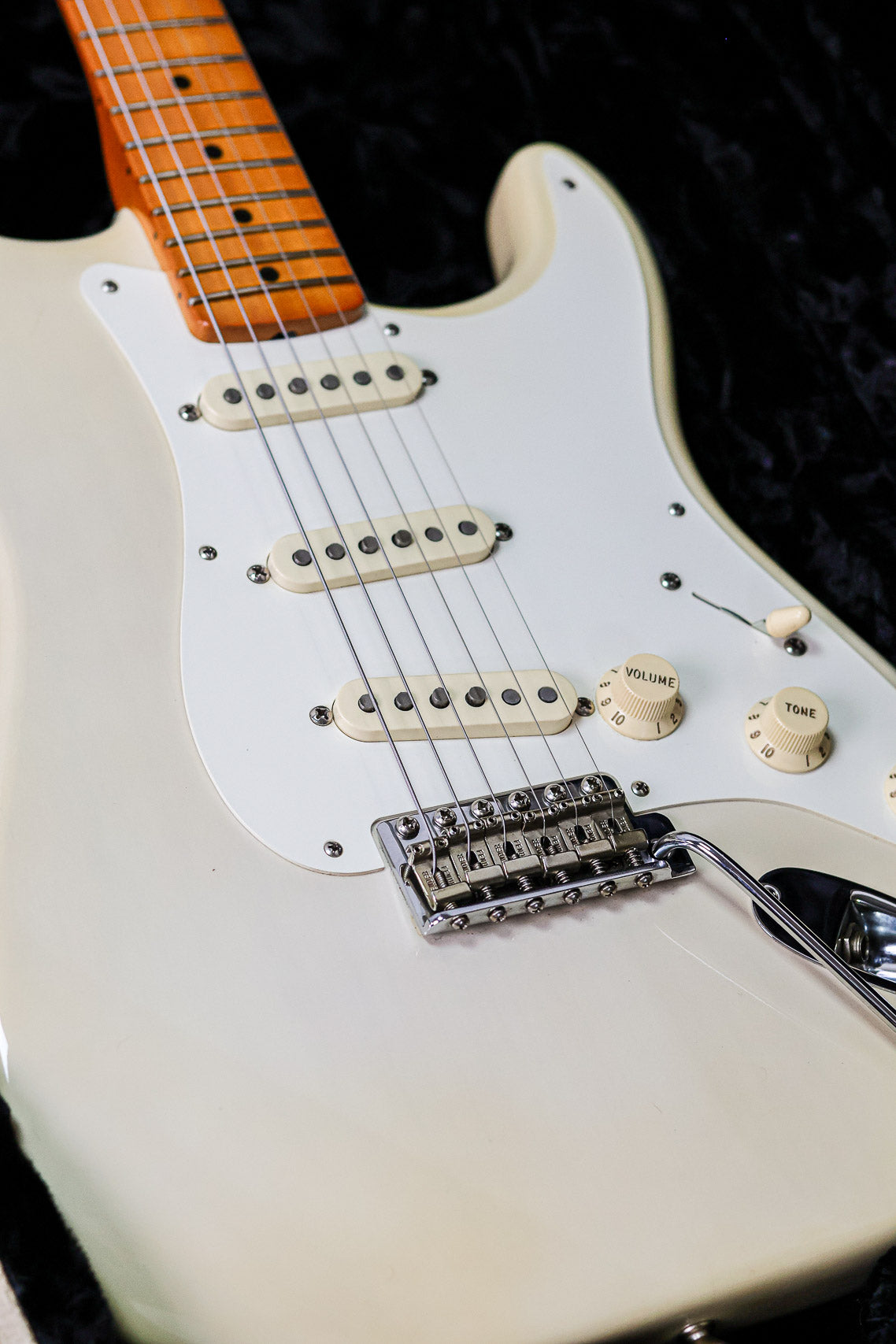 Fender Eric Johnson Stratocaster | Blonde