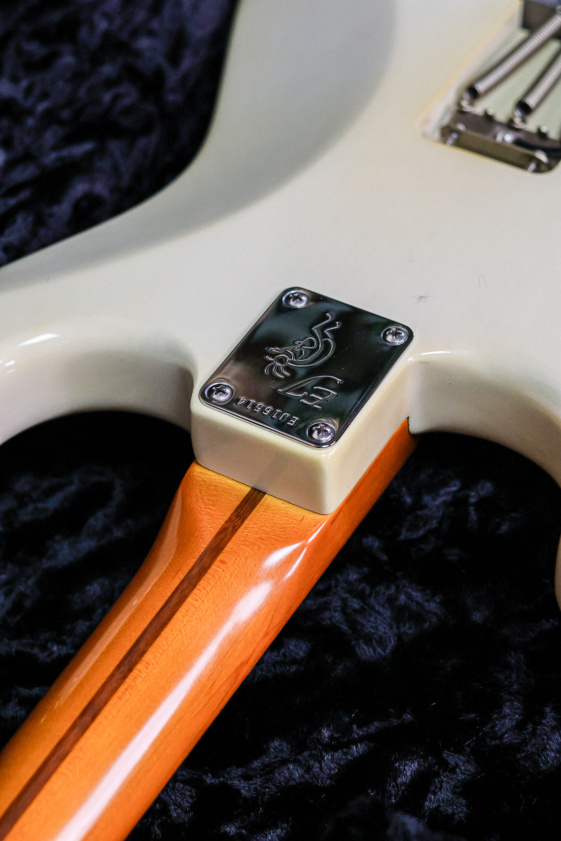 Fender Eric Johnson Stratocaster | Blonde