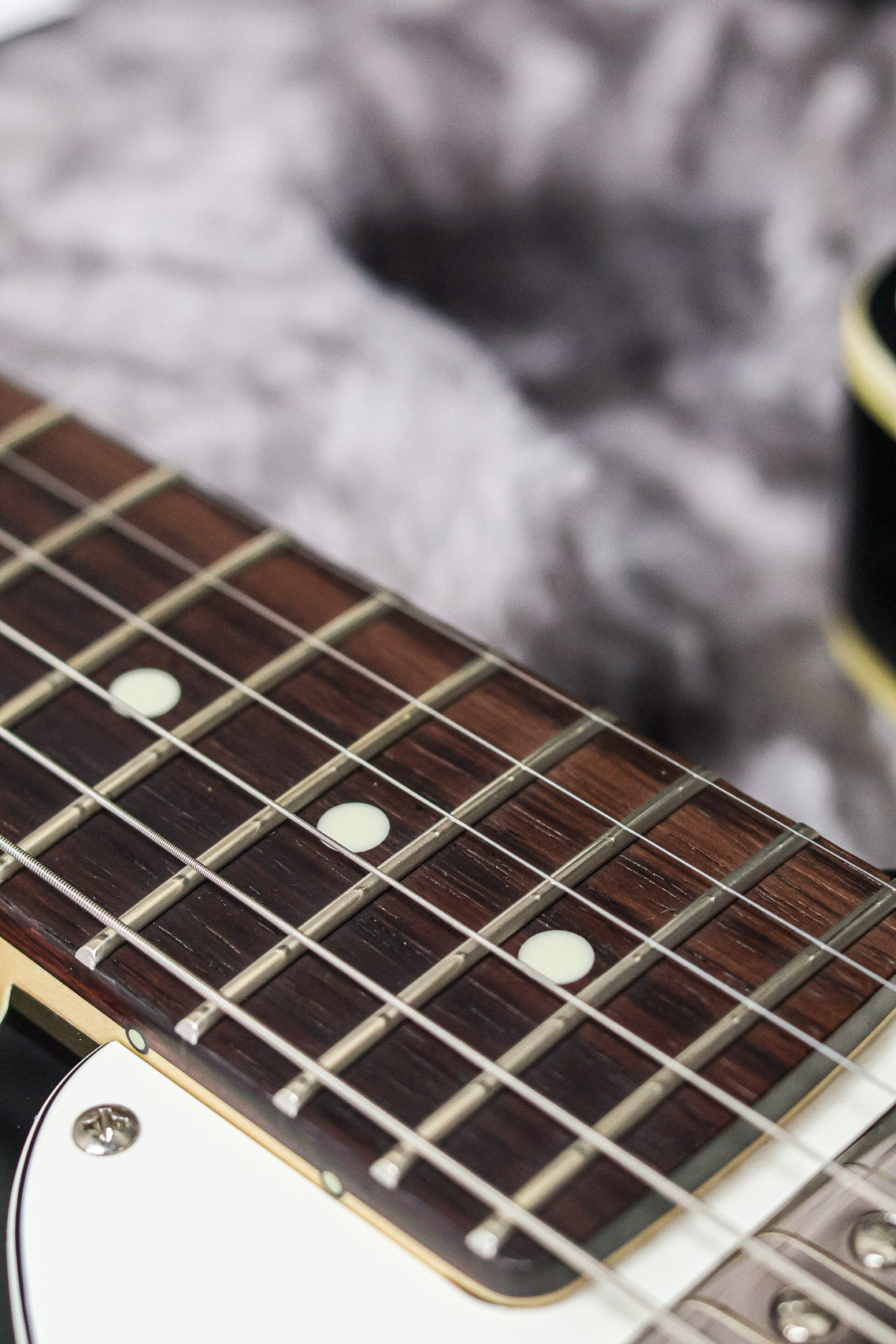 FGN Neo Classic TE 210 | Black