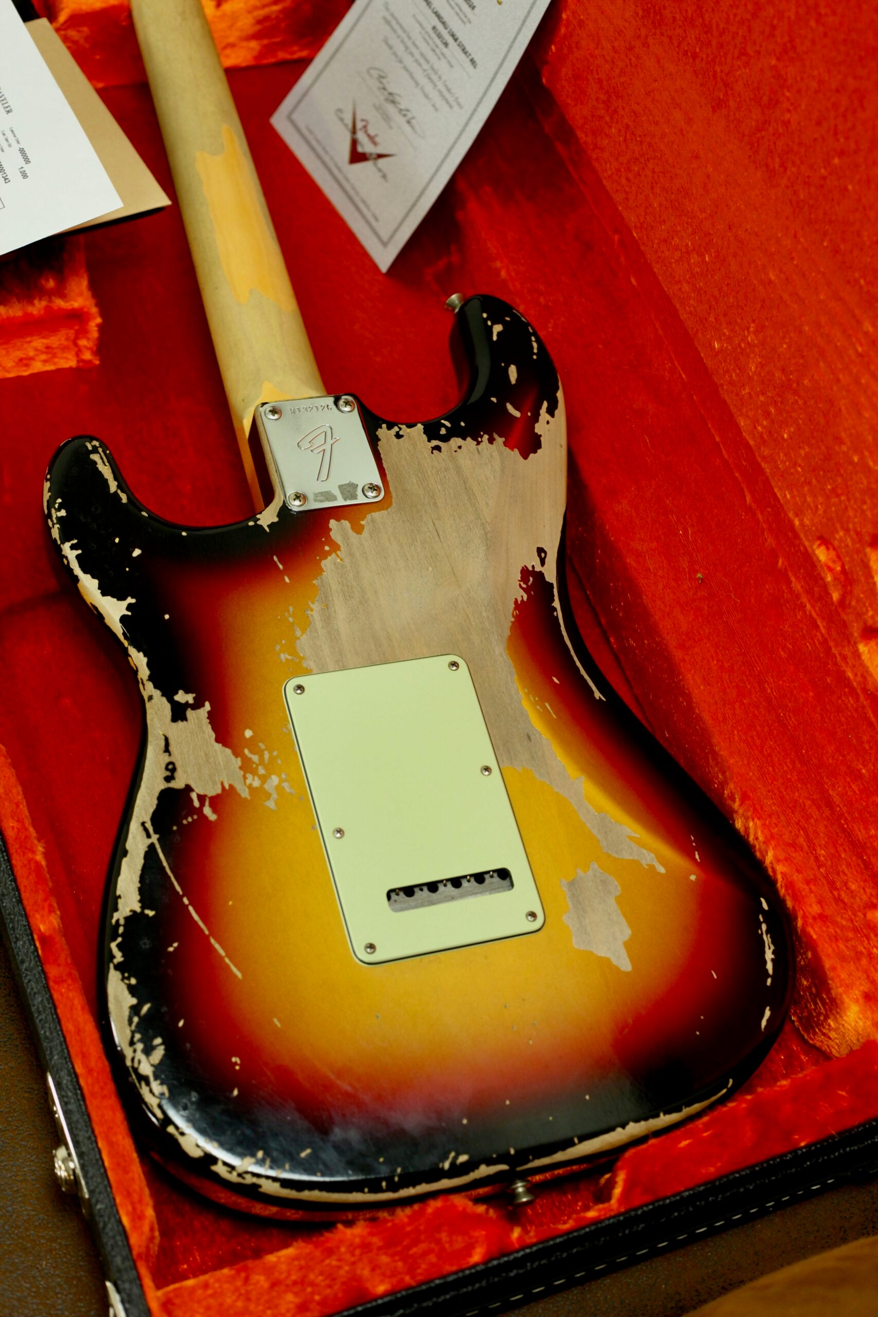 Fender CS Michael Landau '68 Stratocaster | Relic Sunburst