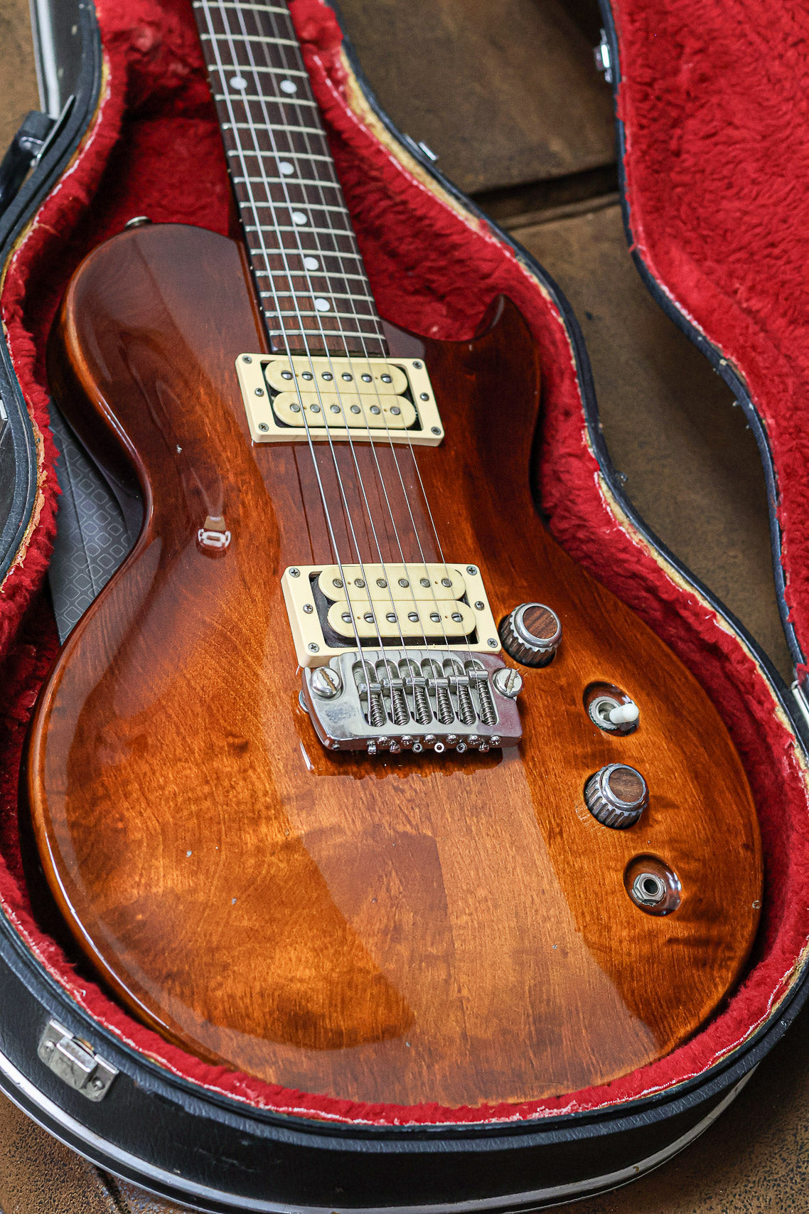 Aria Pro II PE-900 1978 | Violin Sunburst