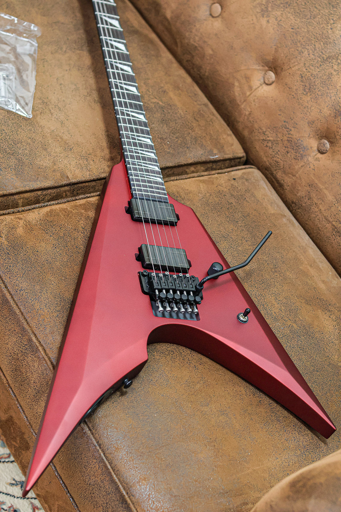 ESP LTD Arrow-1000 | Candy Apple Red Satin
