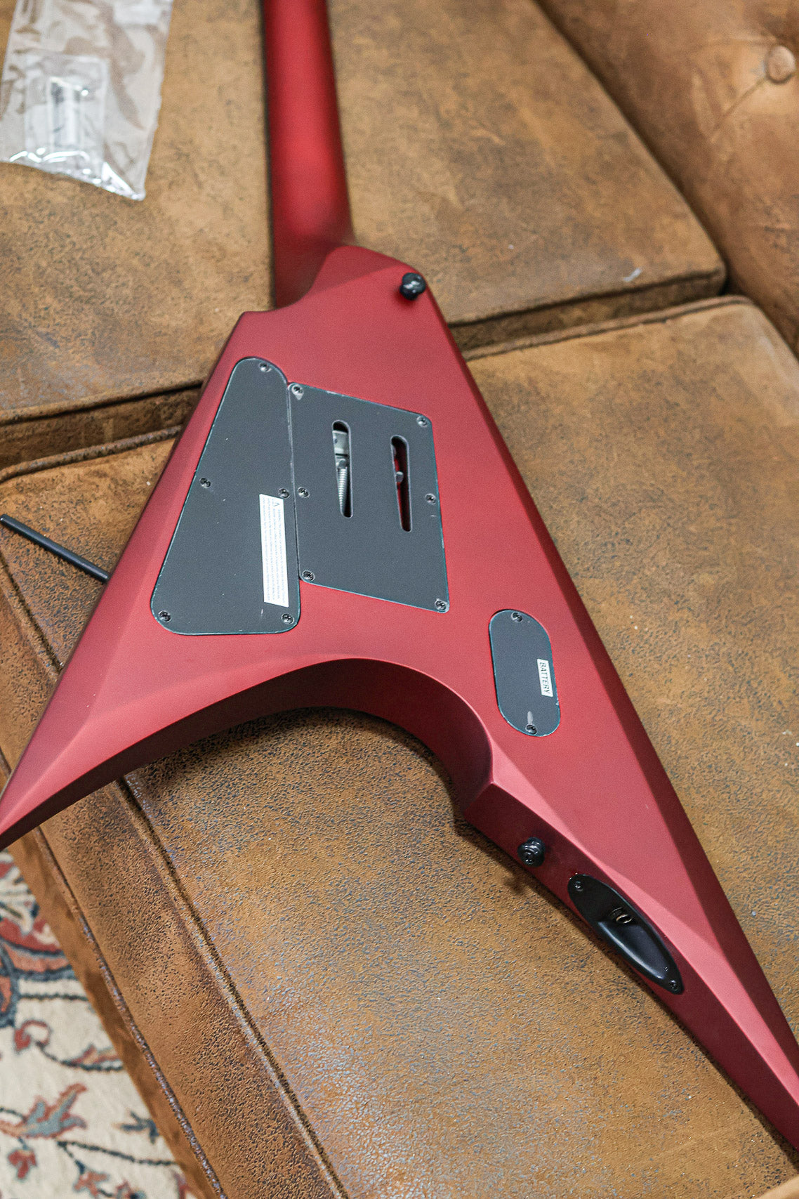 ESP LTD Arrow-1000 | Candy Apple Red Satin