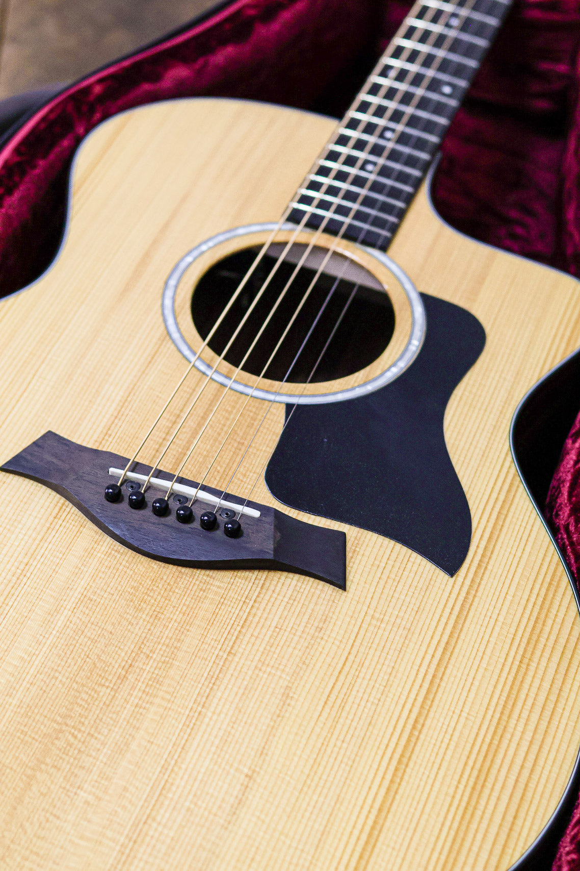 Taylor 214CE Plus | Natural
