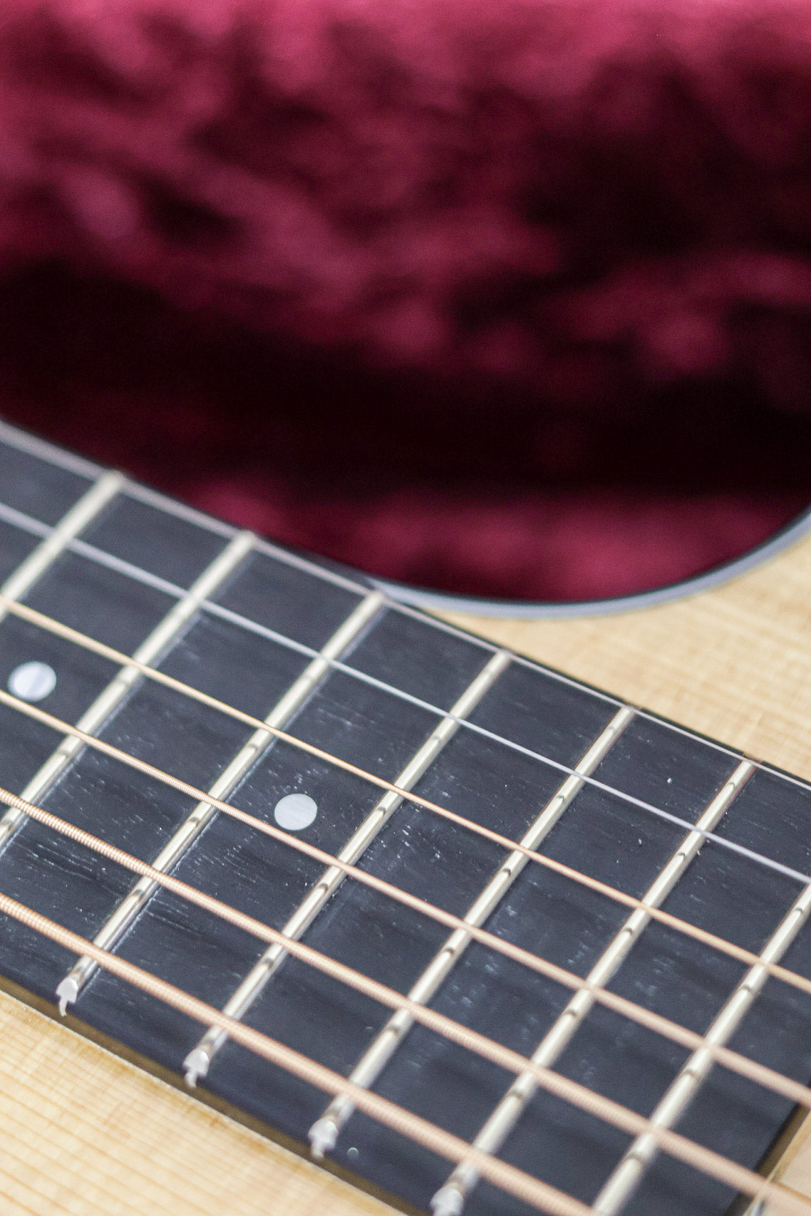 Taylor 214CE Plus | Natural