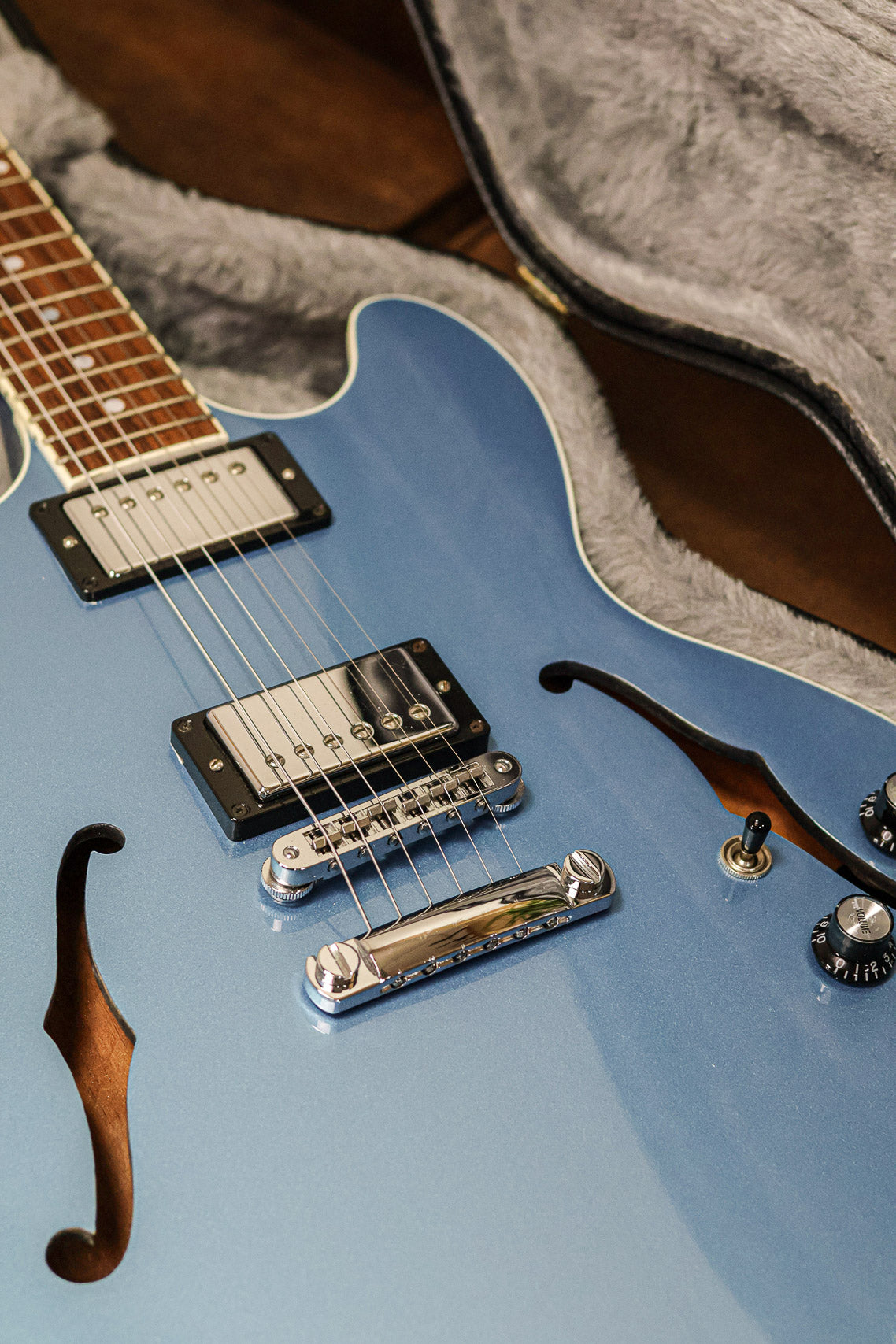 Gibson Midtown Standard 2015 | Pelham Blue