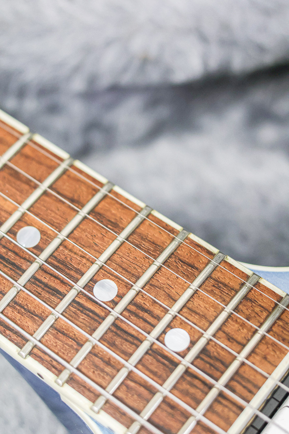 Gibson Midtown Standard 2015 | Pelham Blue