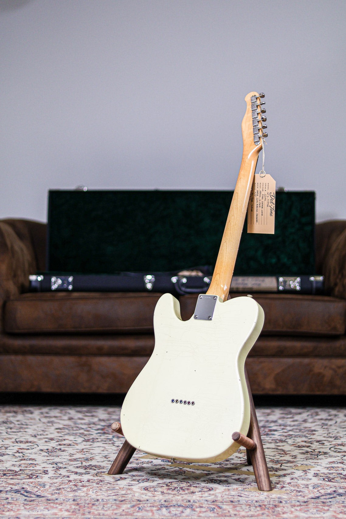 Del-Tone 60's T-style | Aged Vintage White