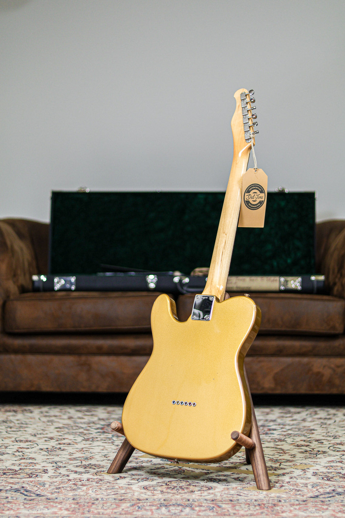Del-Tone 60's T-style | Gold