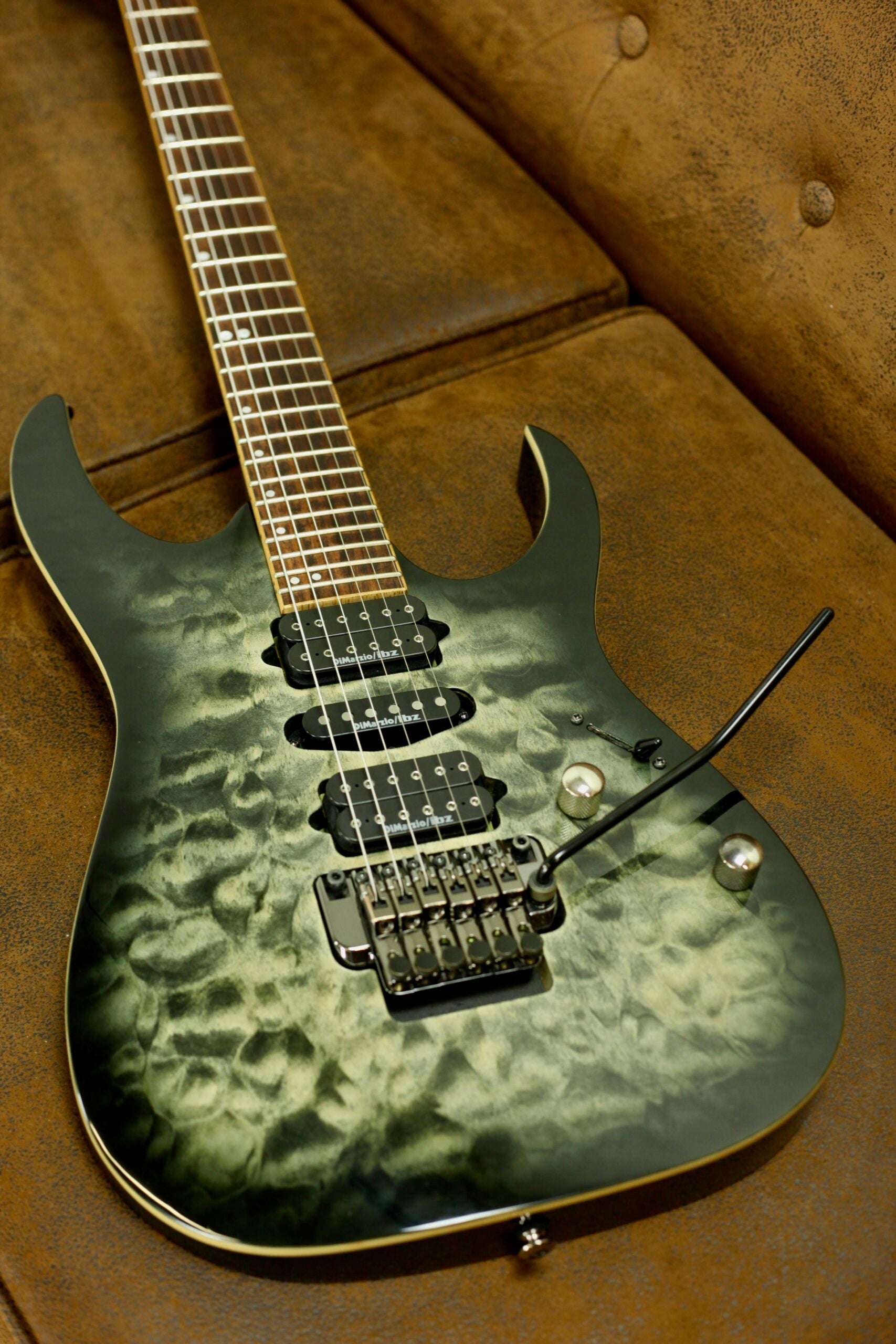 Ibanez RG970WQMZ Premium | Black Ice Burst