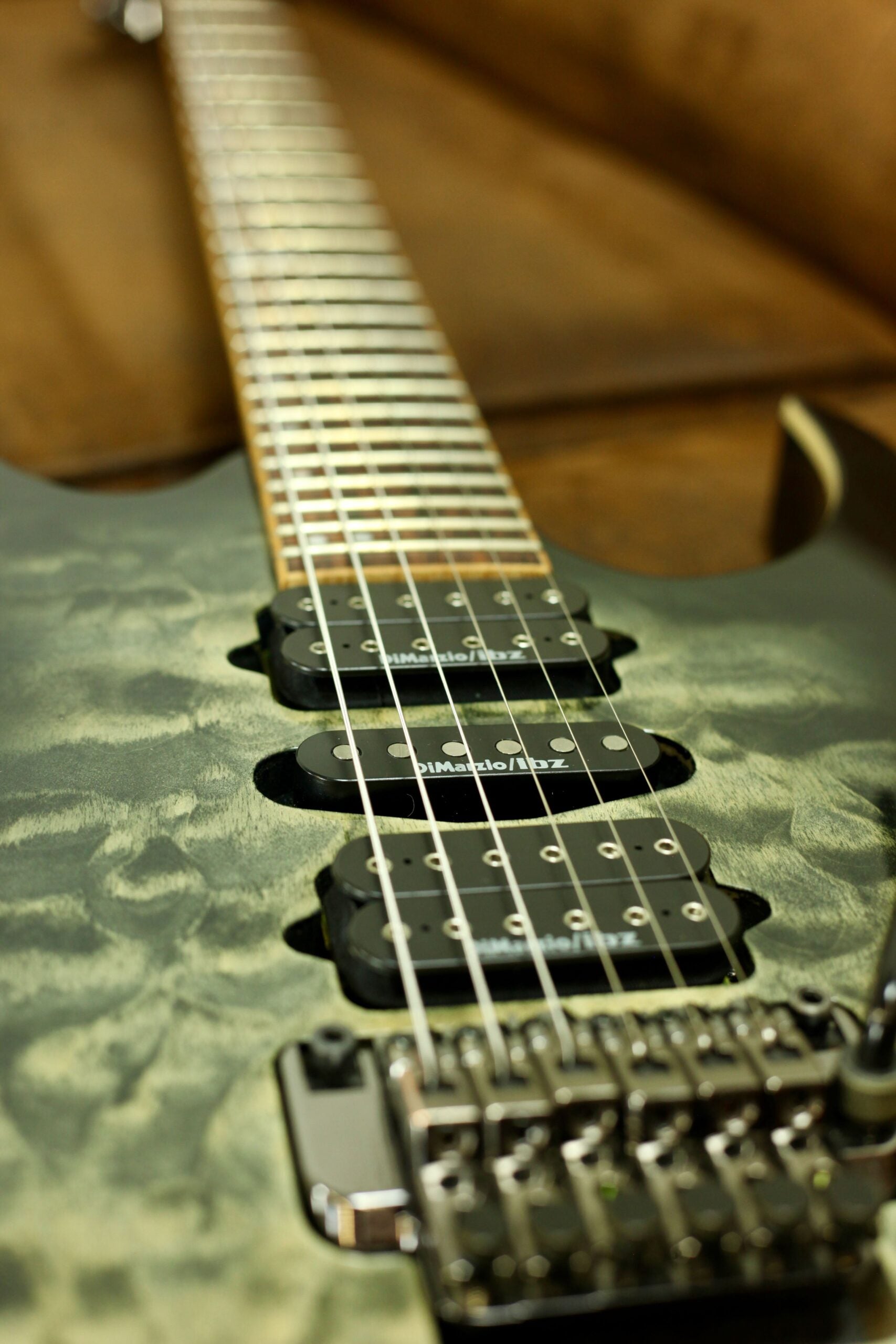 Ibanez RG970WQMZ Premium | Black Ice Burst