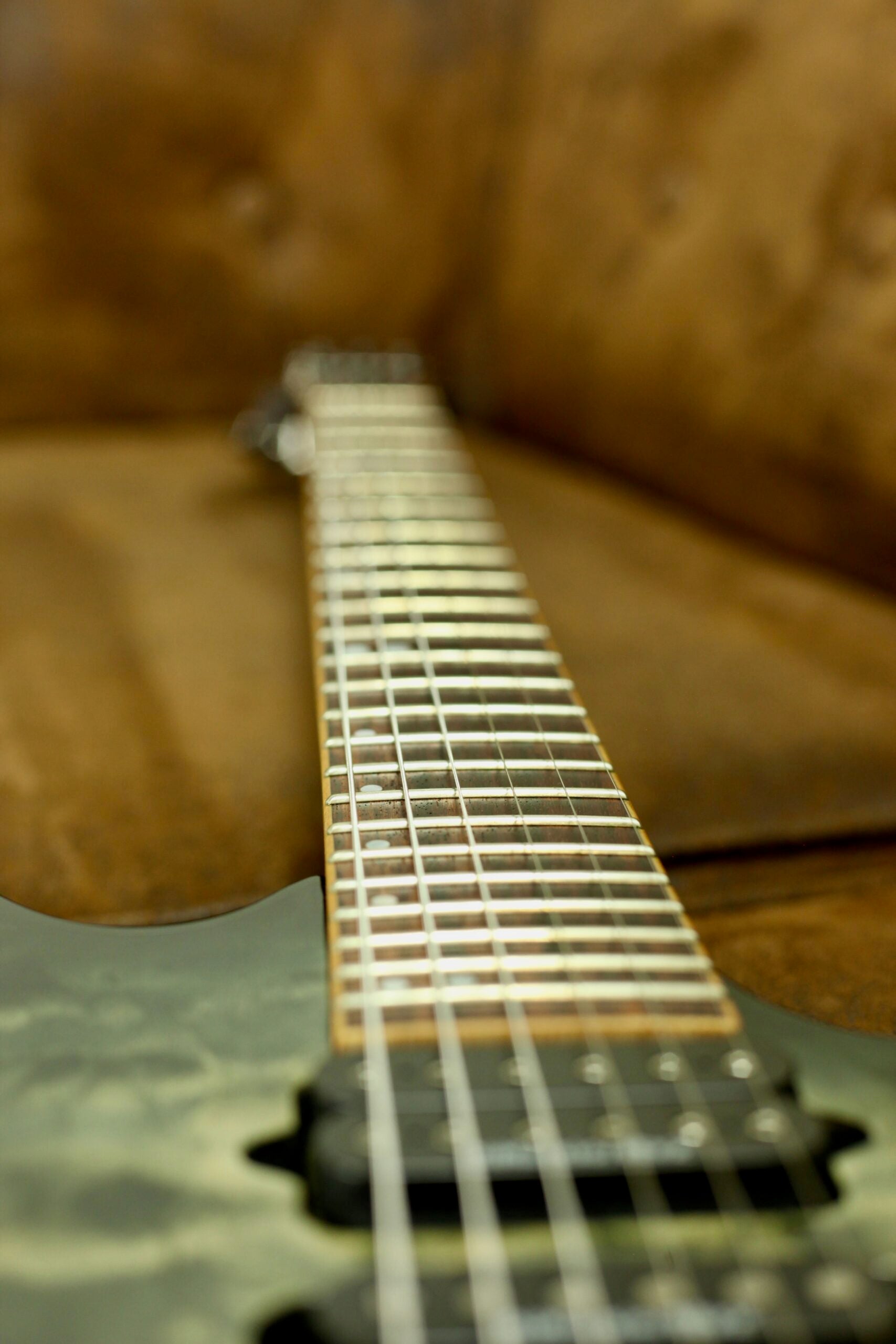 Ibanez RG970WQMZ Premium | Black Ice Burst