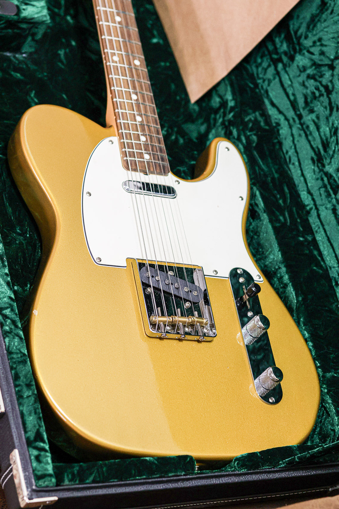 Del-Tone 60's T-style | Gold