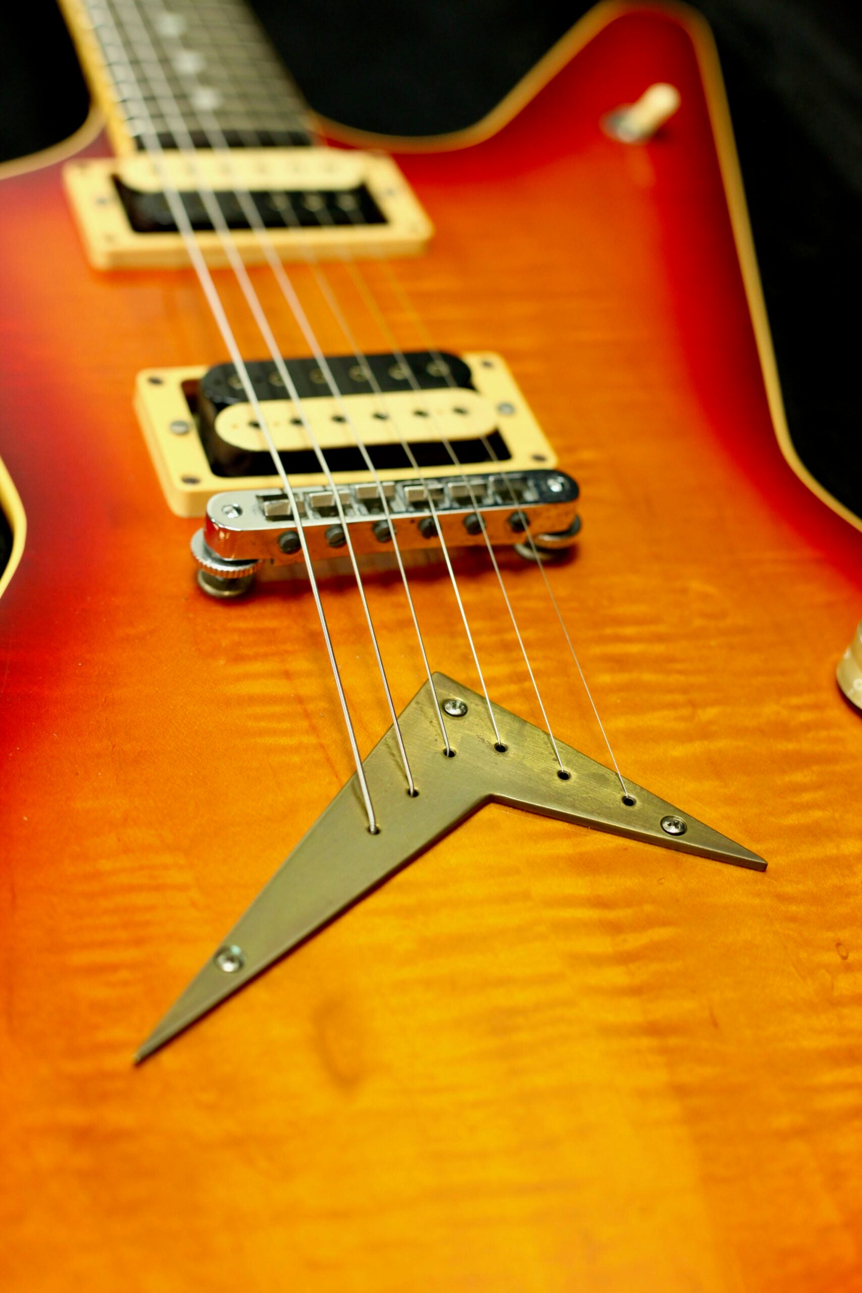 Dean Z 1980 USA Original | Cherry Sunburst