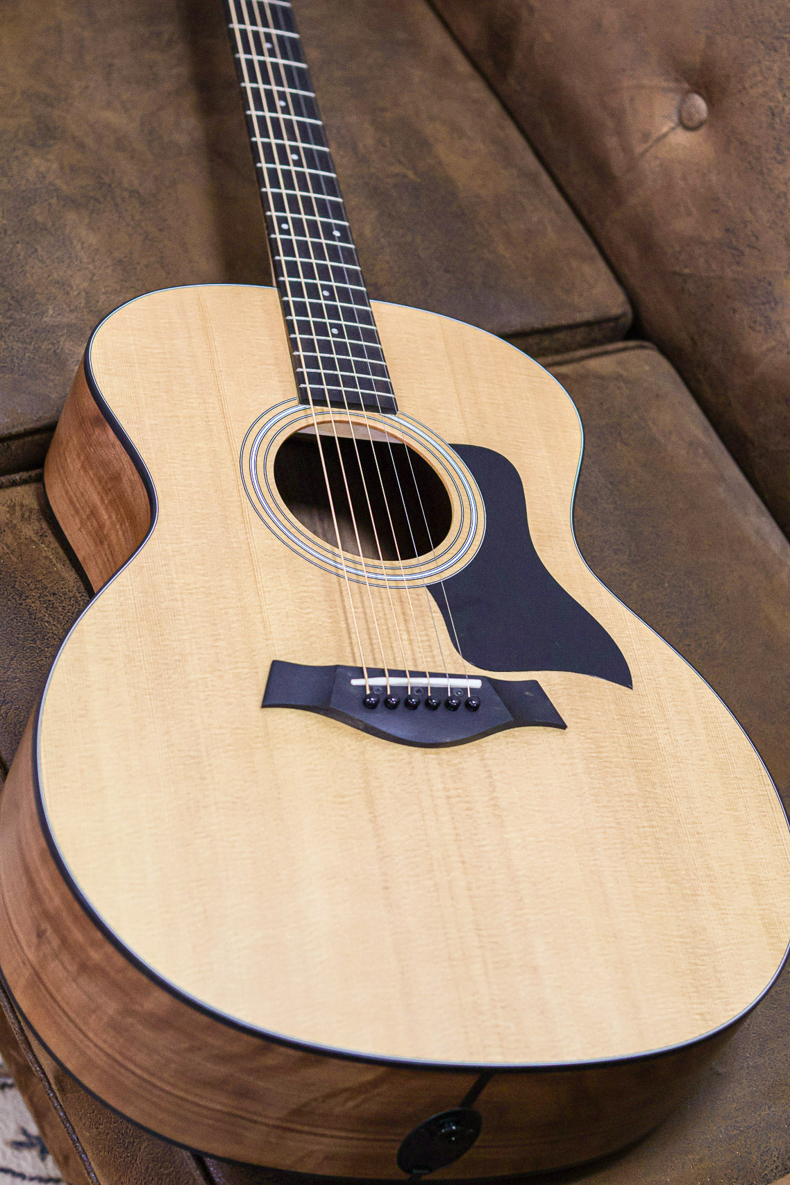 Taylor 114e 2021 | Natural Walnut