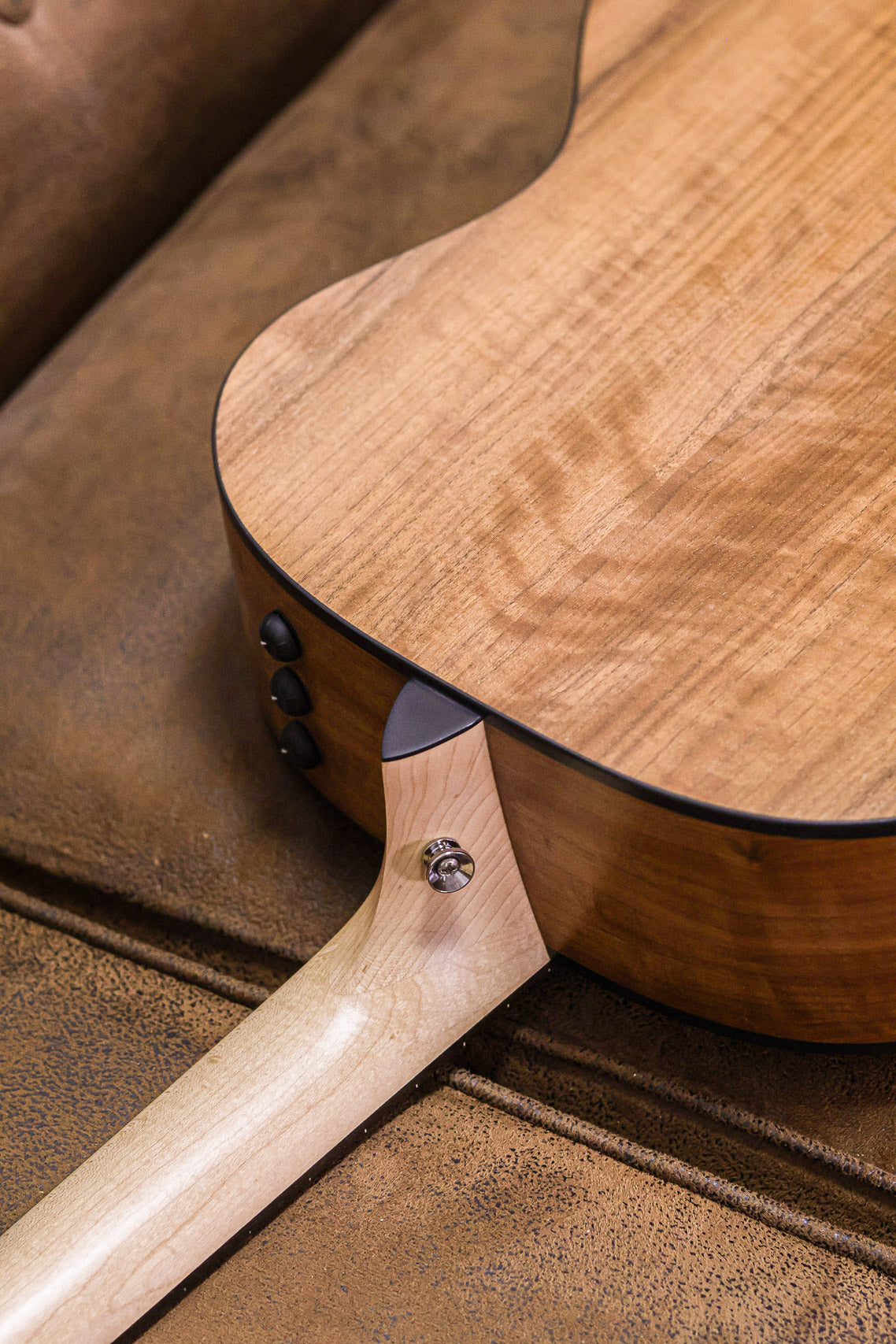Taylor 114e 2021 | Natural Walnut
