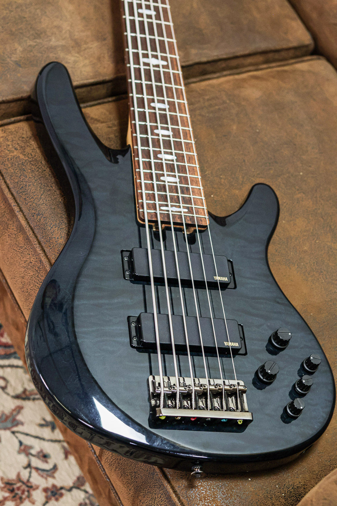 Yamaha TRB1006J 2020 6-String | Translucent Black