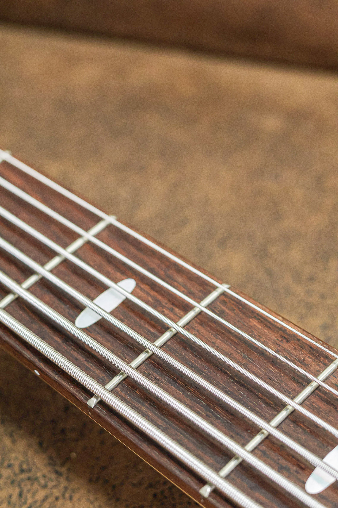 Yamaha TRB1006J 2020 6-String | Translucent Black