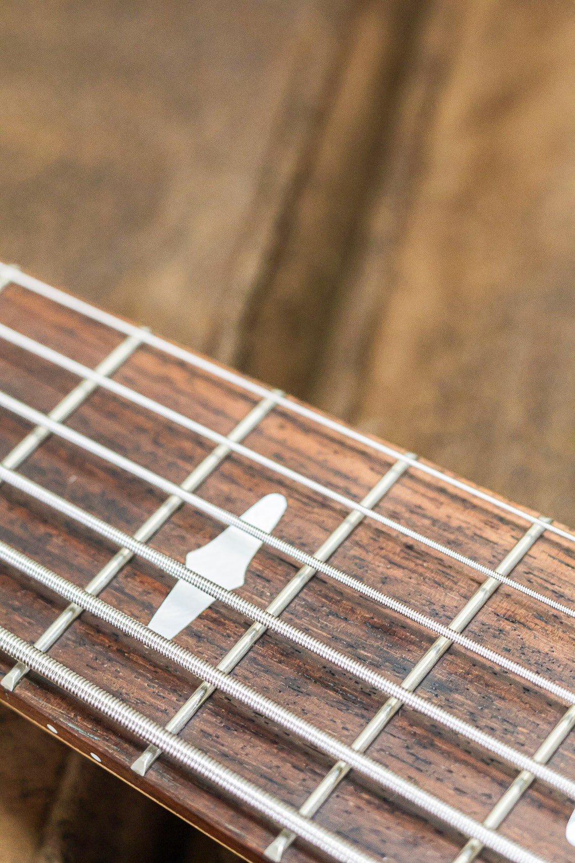 Yamaha TRB1006J 2020 6-String | Translucent Black