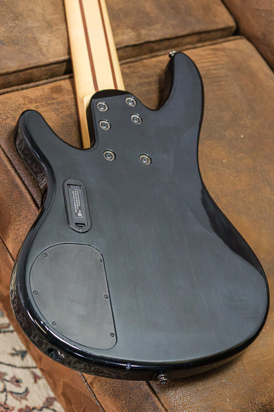 Yamaha TRB1006J 2020 6-String | Translucent Black