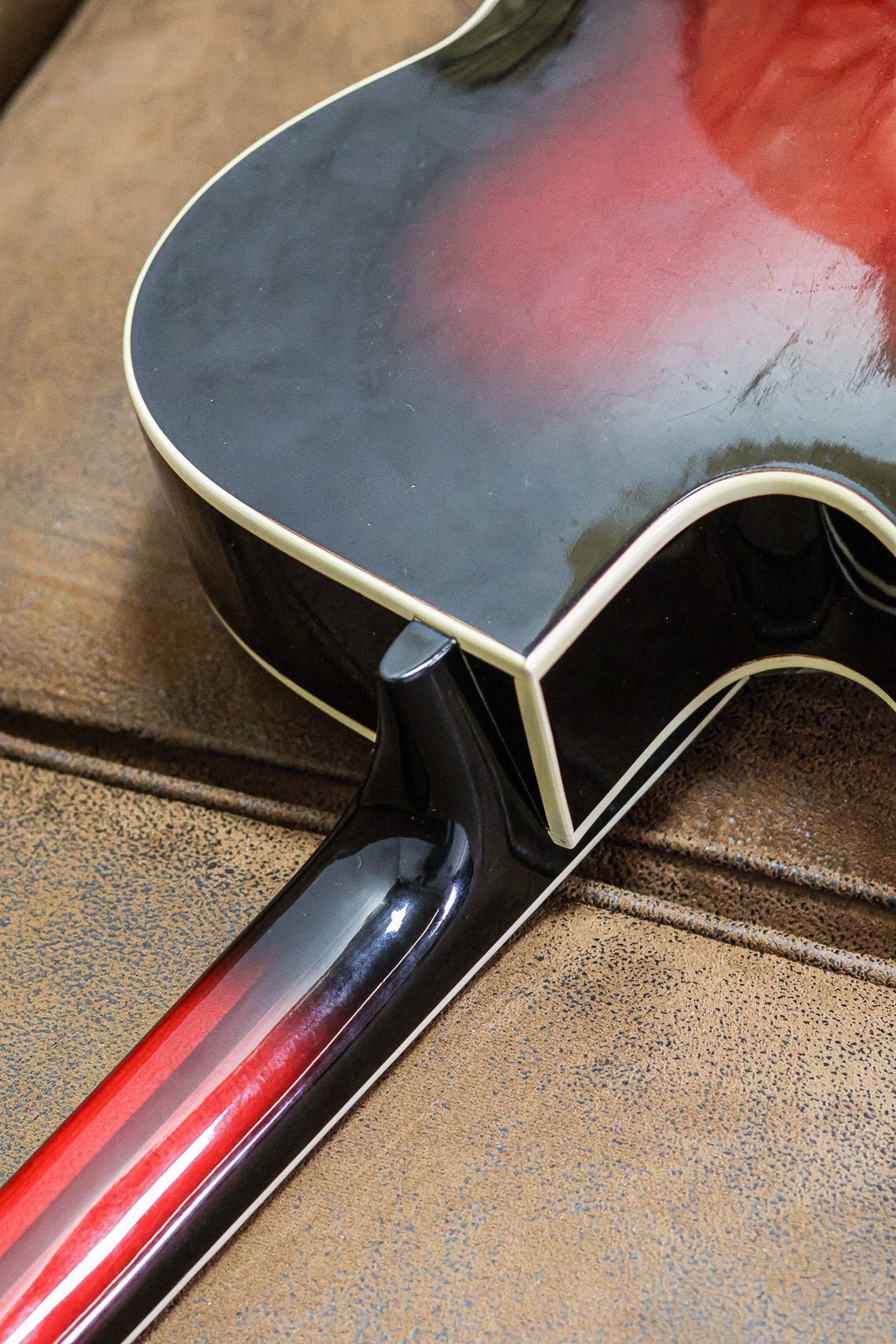 Josef Sandner Isana Archtop (Deluxe) 1959 | Red Sunburst