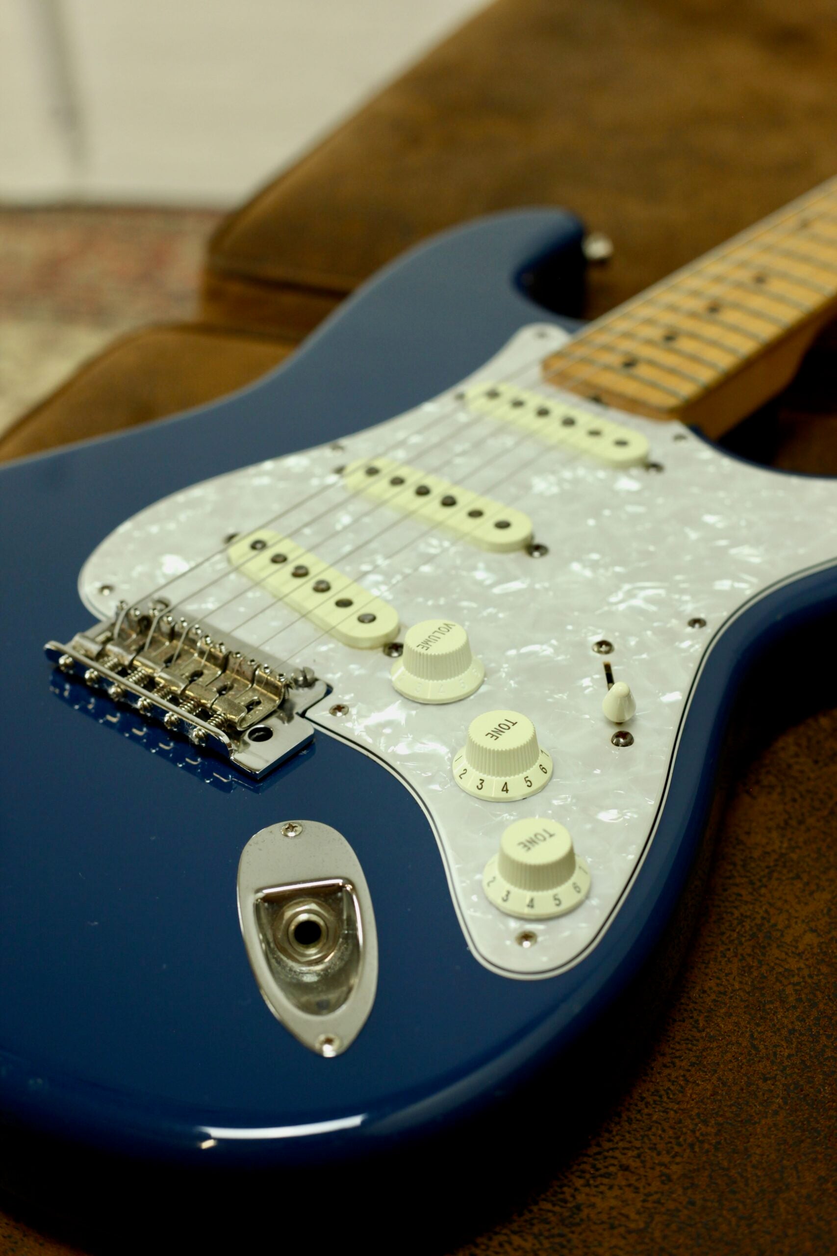 Fender MiJ Hybrid Stratocaster | Indigo Blue