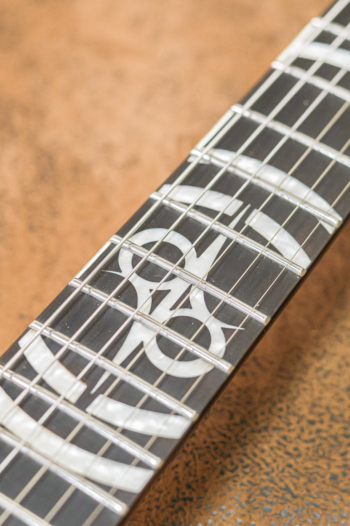 Solar Jensen Evert Signature 2021 | Black Red Finish