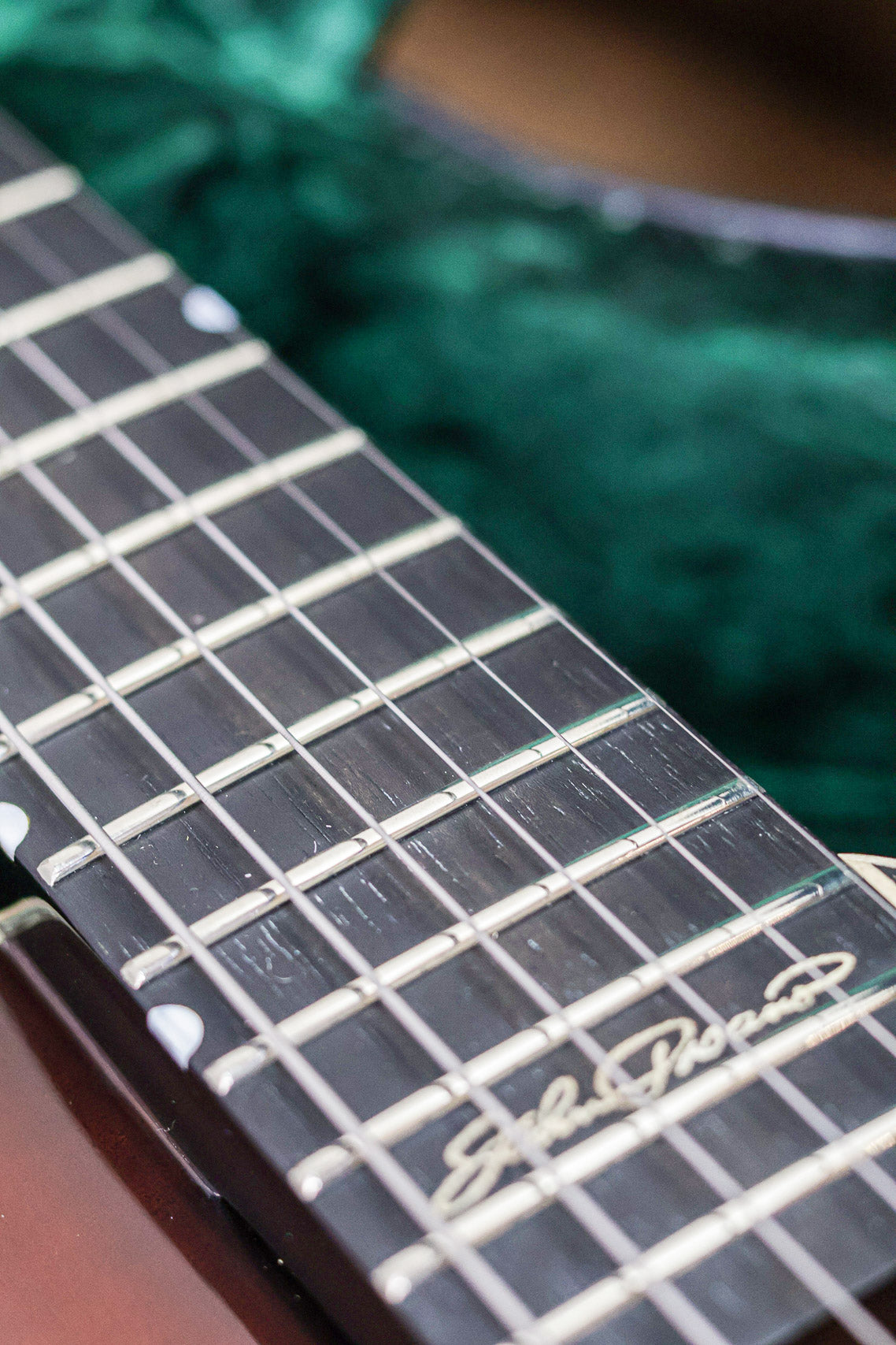 Eastman AR480CE John Pisano 30th Anniv. | Sunburst