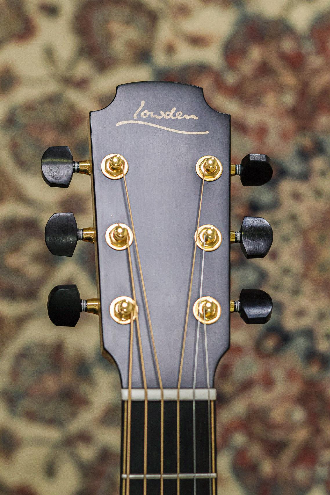 Lowden S-35W 2019 | Figured Walnut Natural