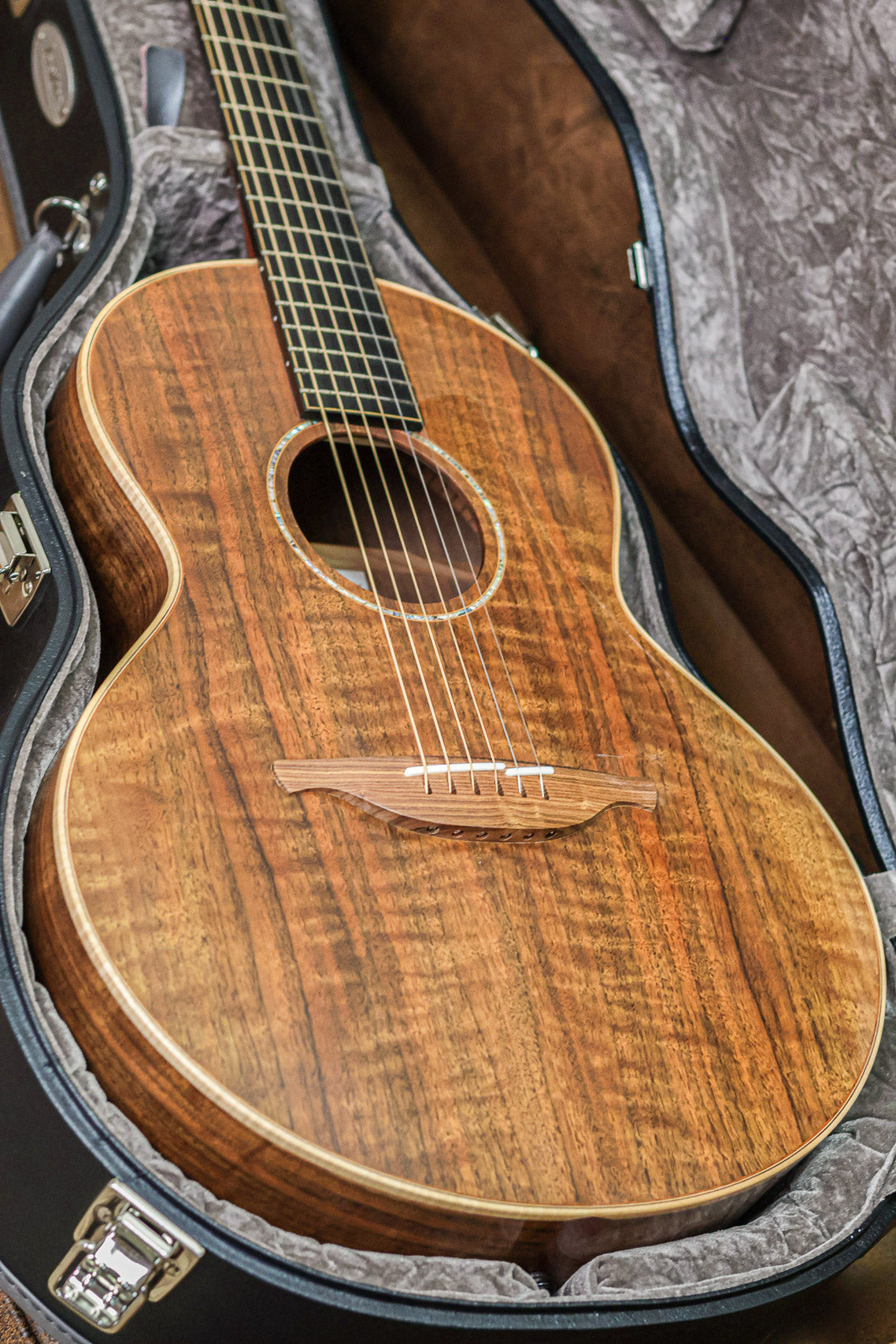 Lowden PB Pierre Bensusan Signature 2018 | Natural