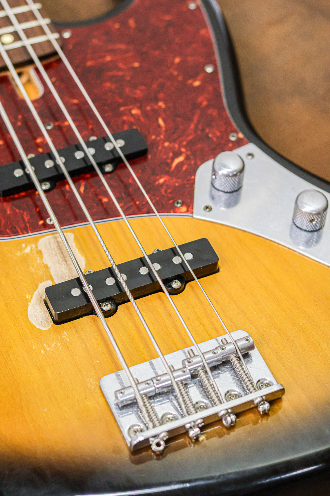Schecter USA Traditional J-Bass Wembley 2017 | Sunburst