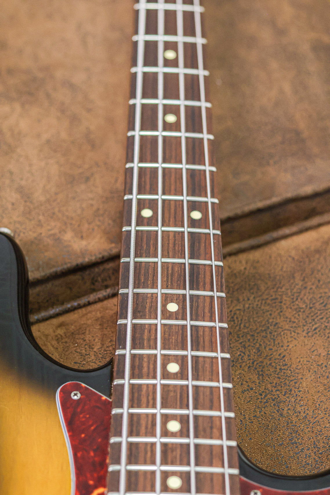 Schecter USA Traditional J-Bass Wembley 2017 | Sunburst