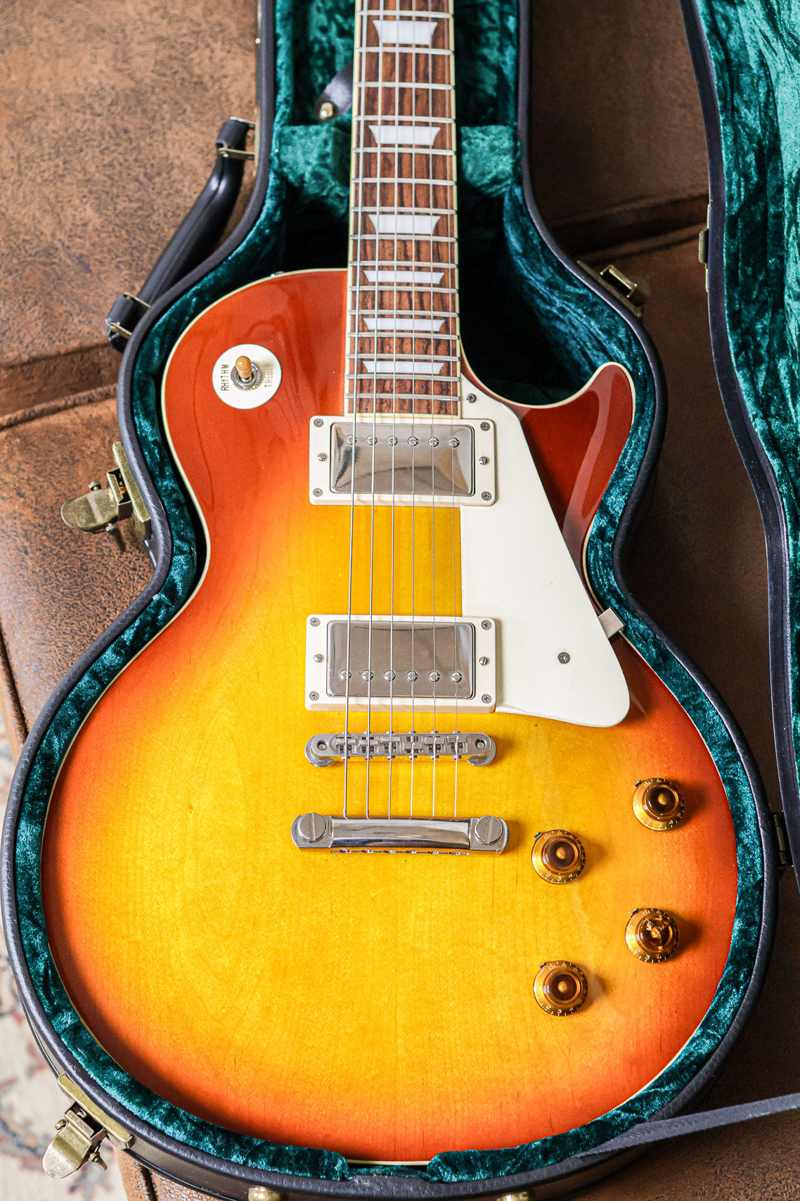 Tokai ULS129 Vintage Series 2024 | Violin Finish
