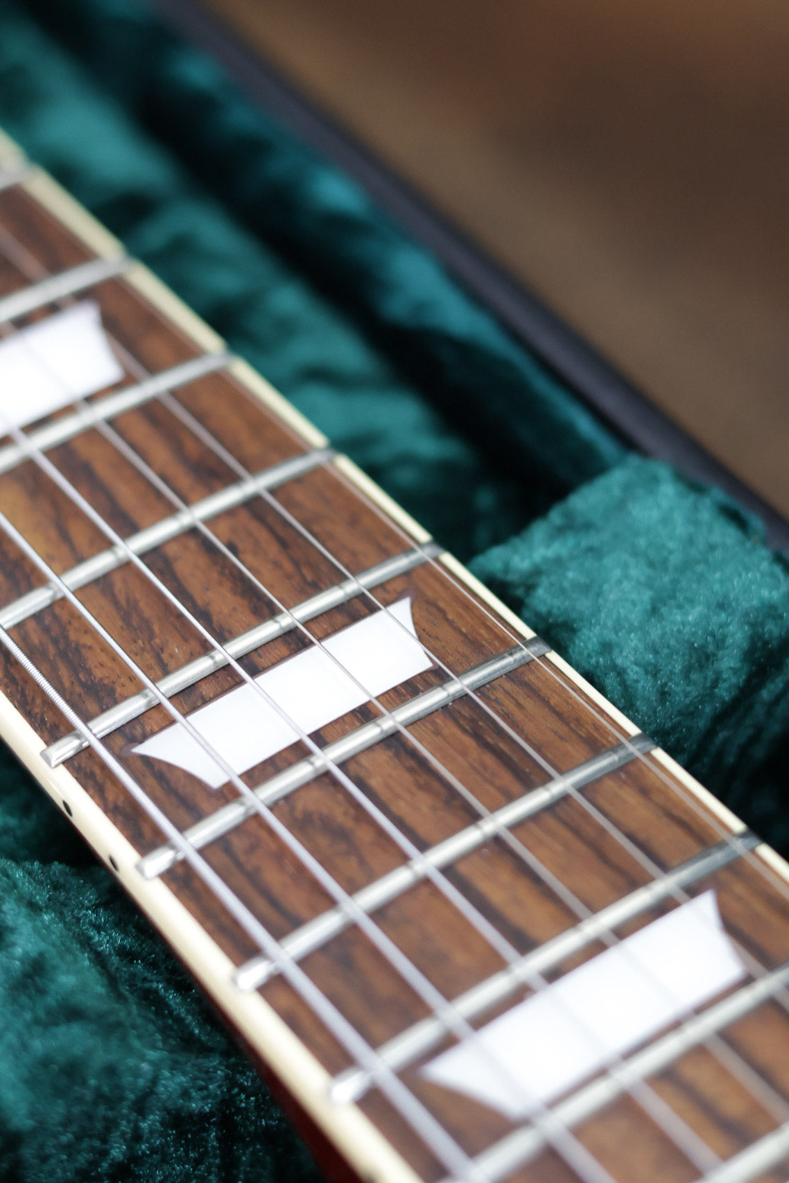 Tokai ULS129 Vintage Series 2024 | Violin Finish