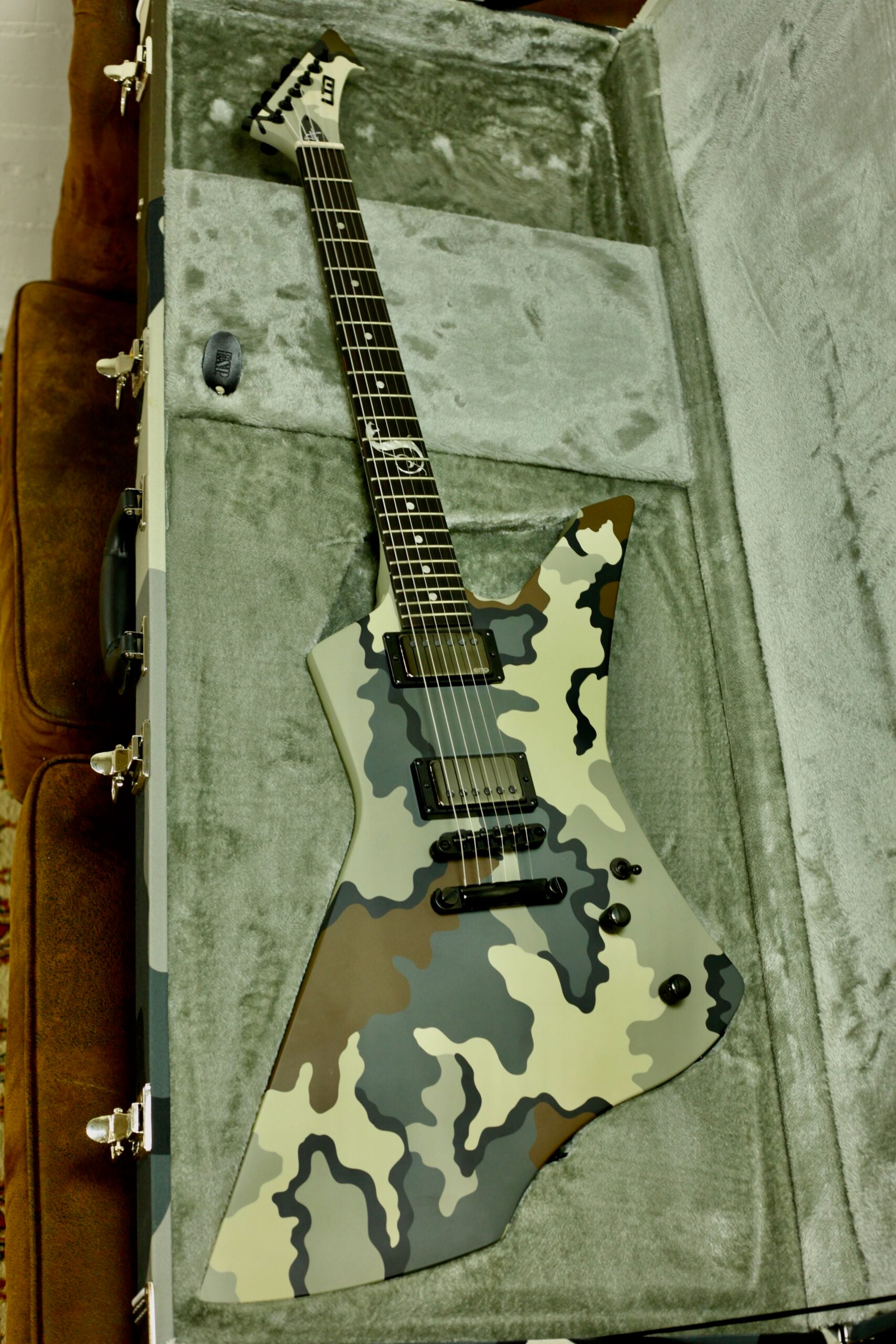 ESP LTD James Hetfield Signature Series | Snakebyte Camo