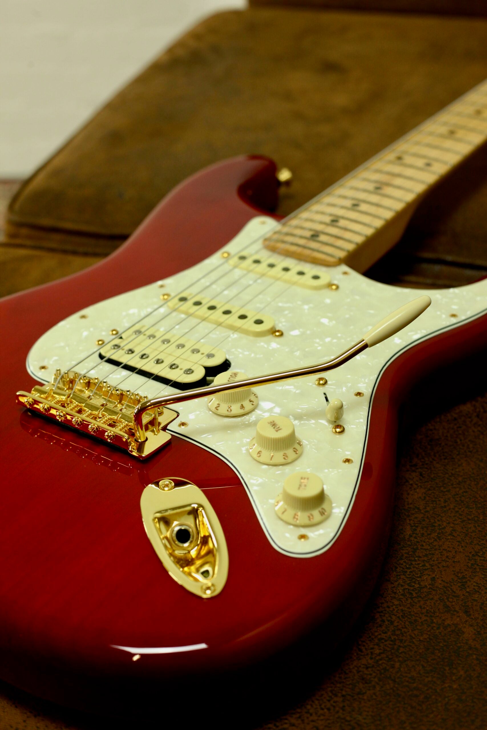 Fender Tash Sultana Stratocaster | Transparent Cherry