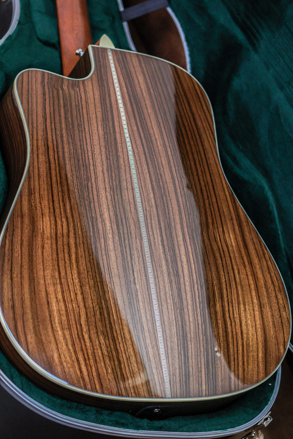 Martin HDC-28 Cutaway | Gloss Natural