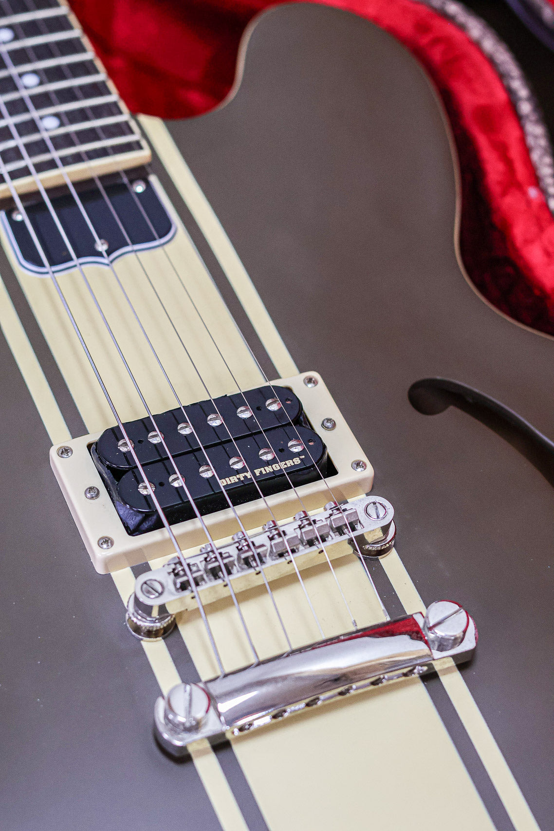 Epiphone Tom DeLonge Signature ES-333 | Brown Cream Stripe