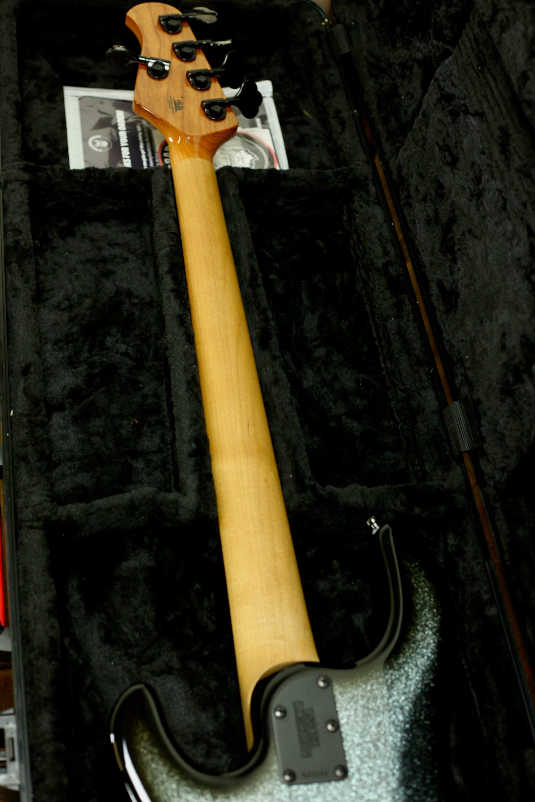 Music Man Stingray 5 | Black Rock