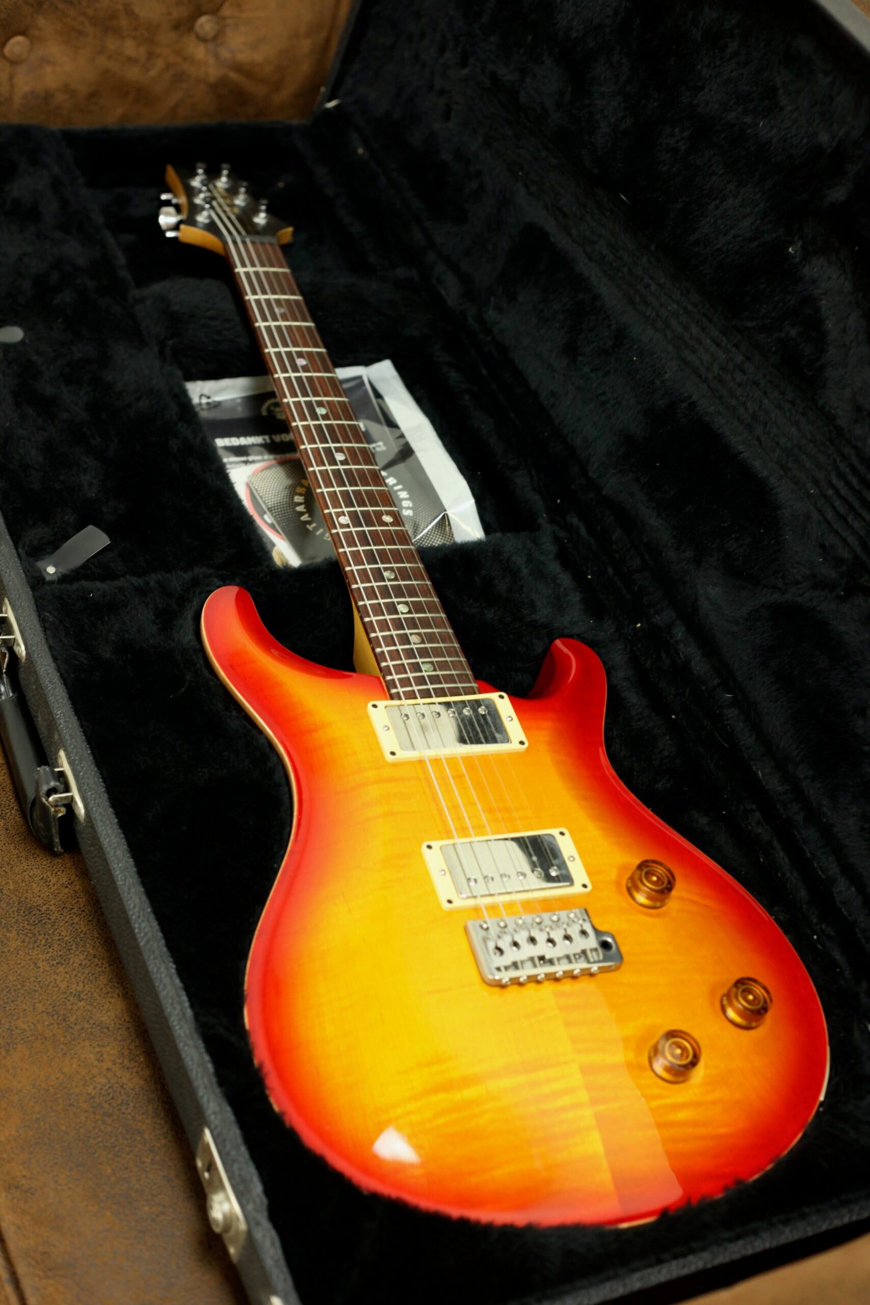 PRS CE22 2003 | Vintage Cherry Sunburst