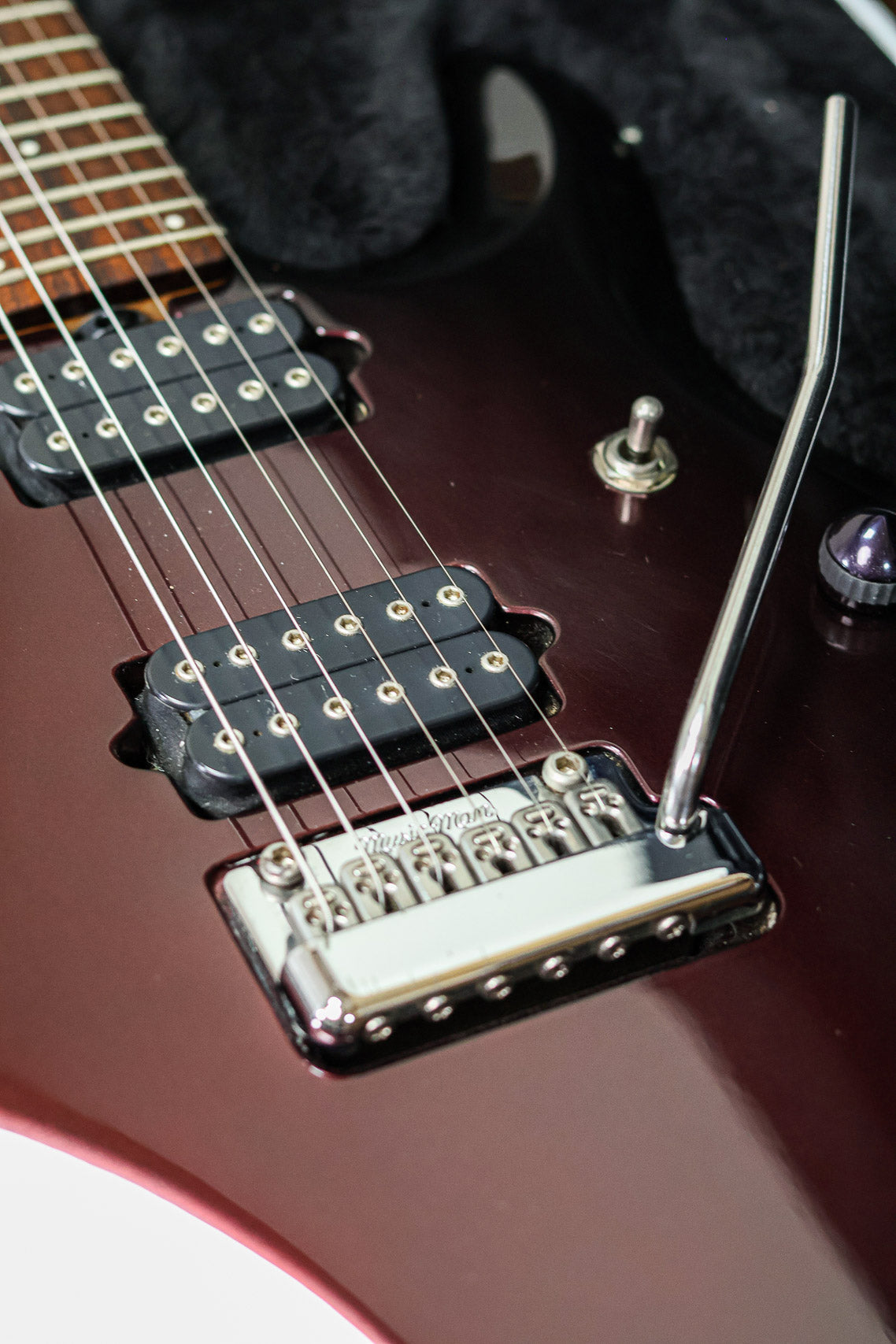 Ernie Ball John Petrucci JP6 | Pearl Redburst