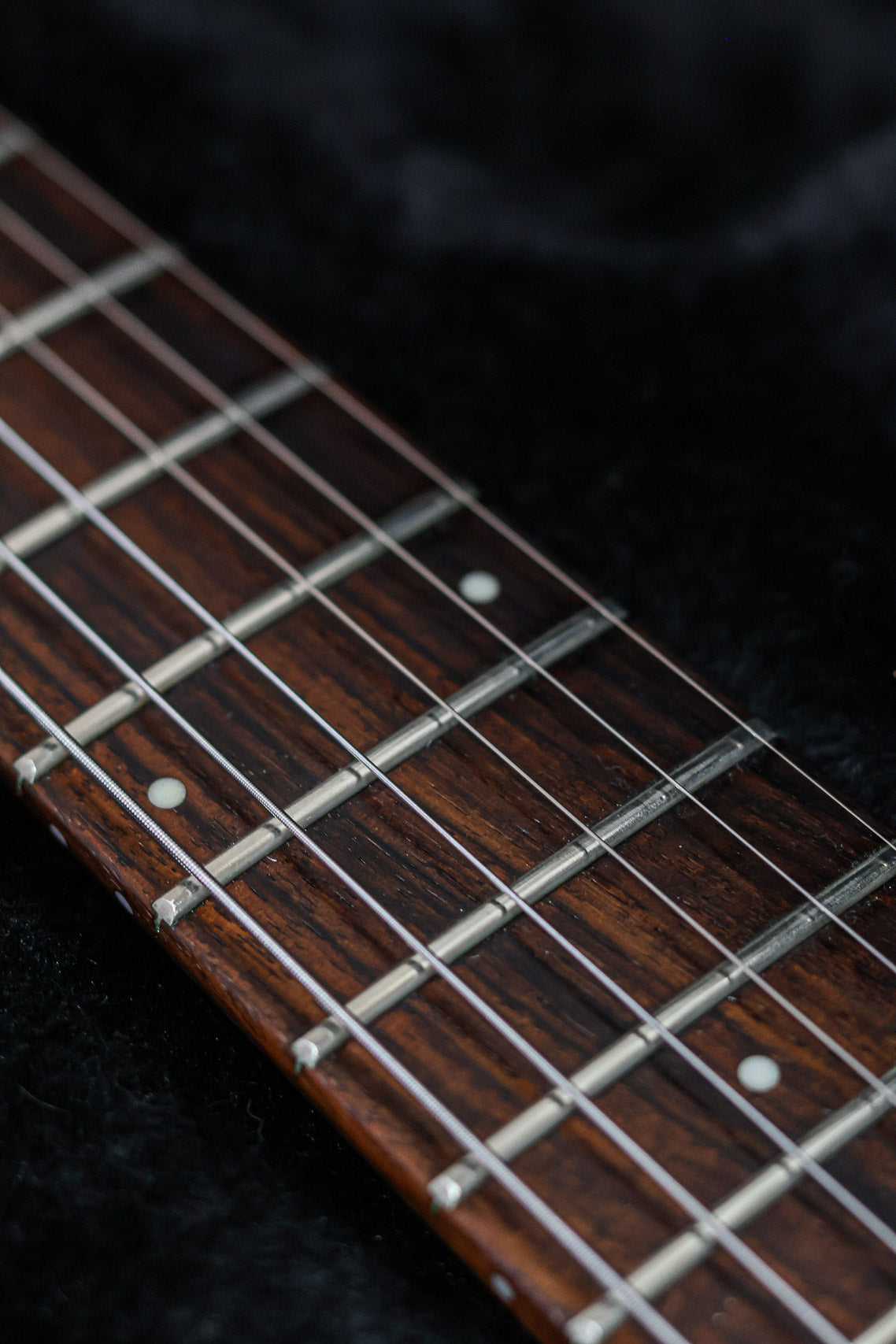 Ernie Ball John Petrucci JP6 | Pearl Redburst