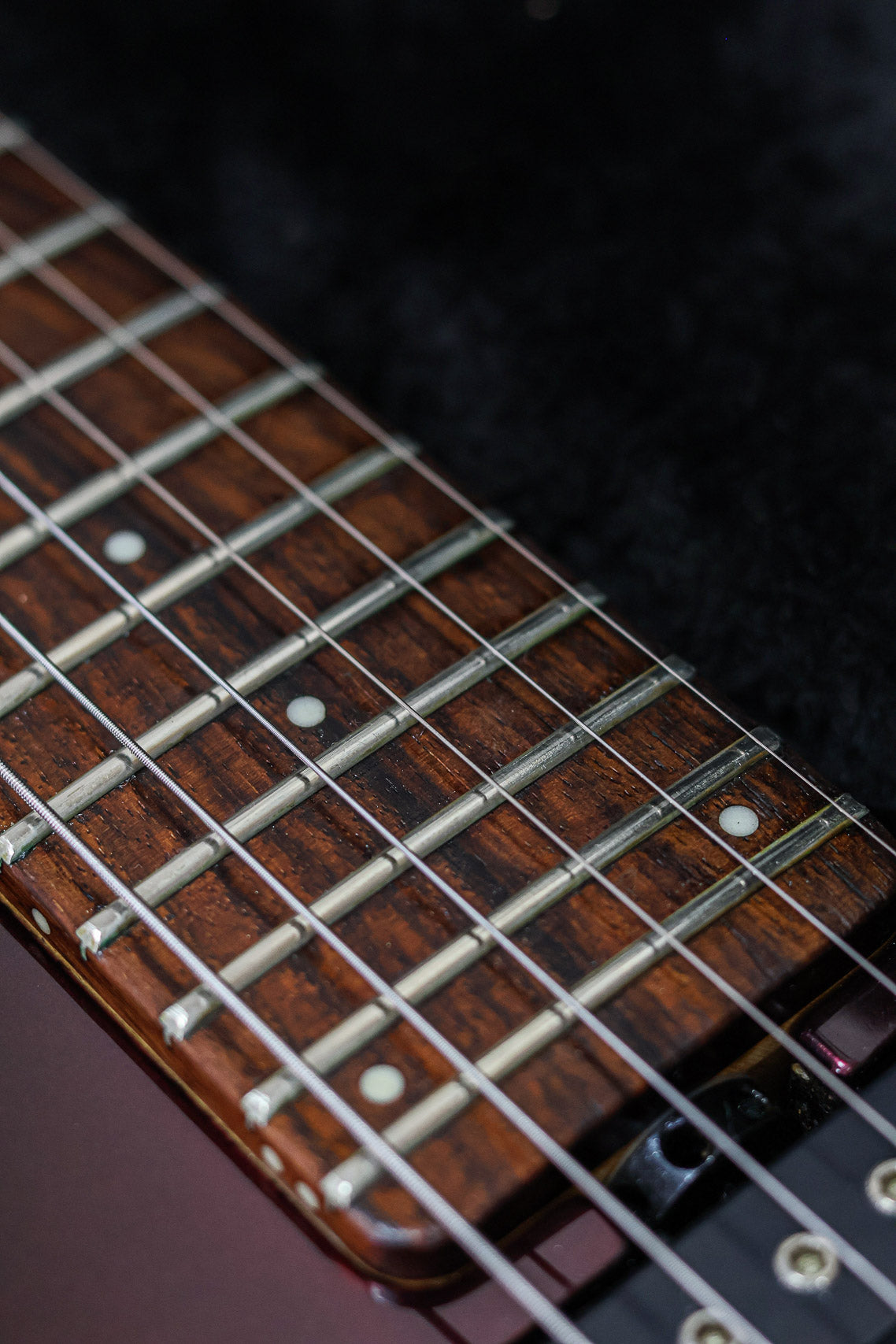 Ernie Ball John Petrucci JP6 | Pearl Redburst
