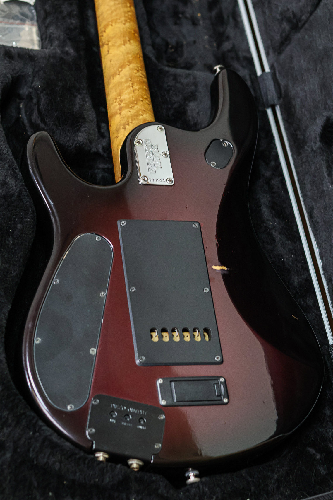 Ernie Ball John Petrucci JP6 | Pearl Redburst