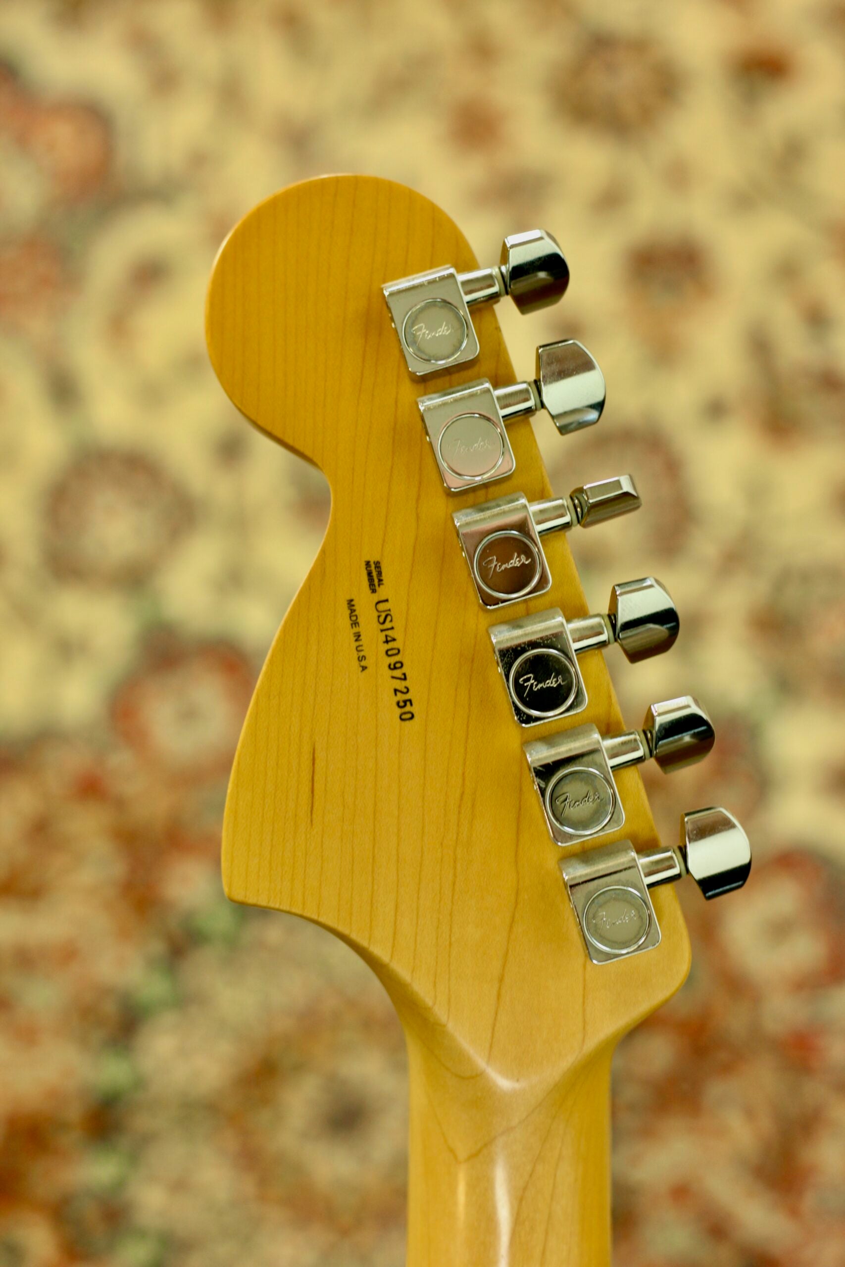 Fender Ltd Sandblasted Ash Stratocaster 2015 | Sapphire Blue