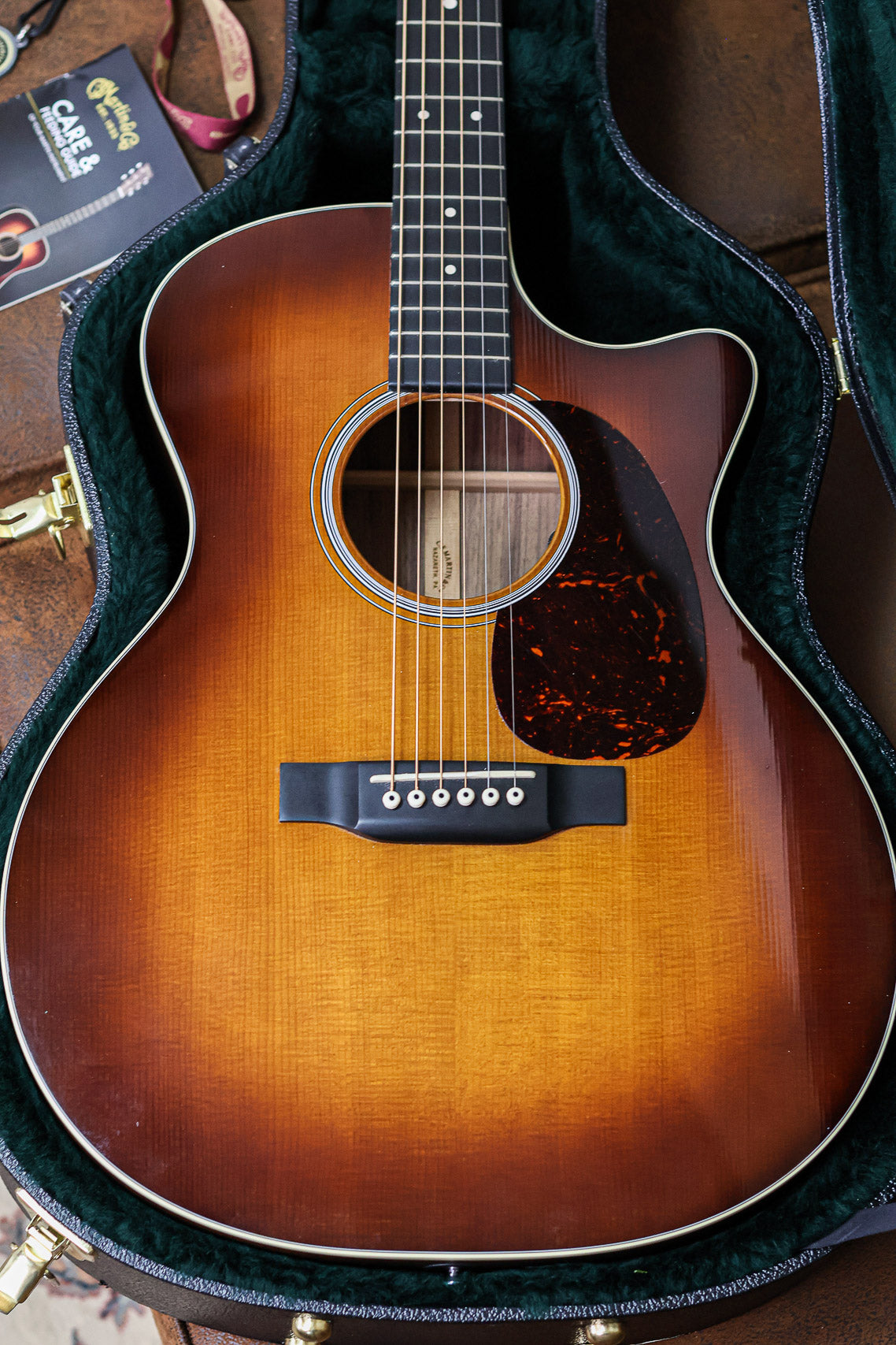 Martin GPC Black Walnut  | Sunburst