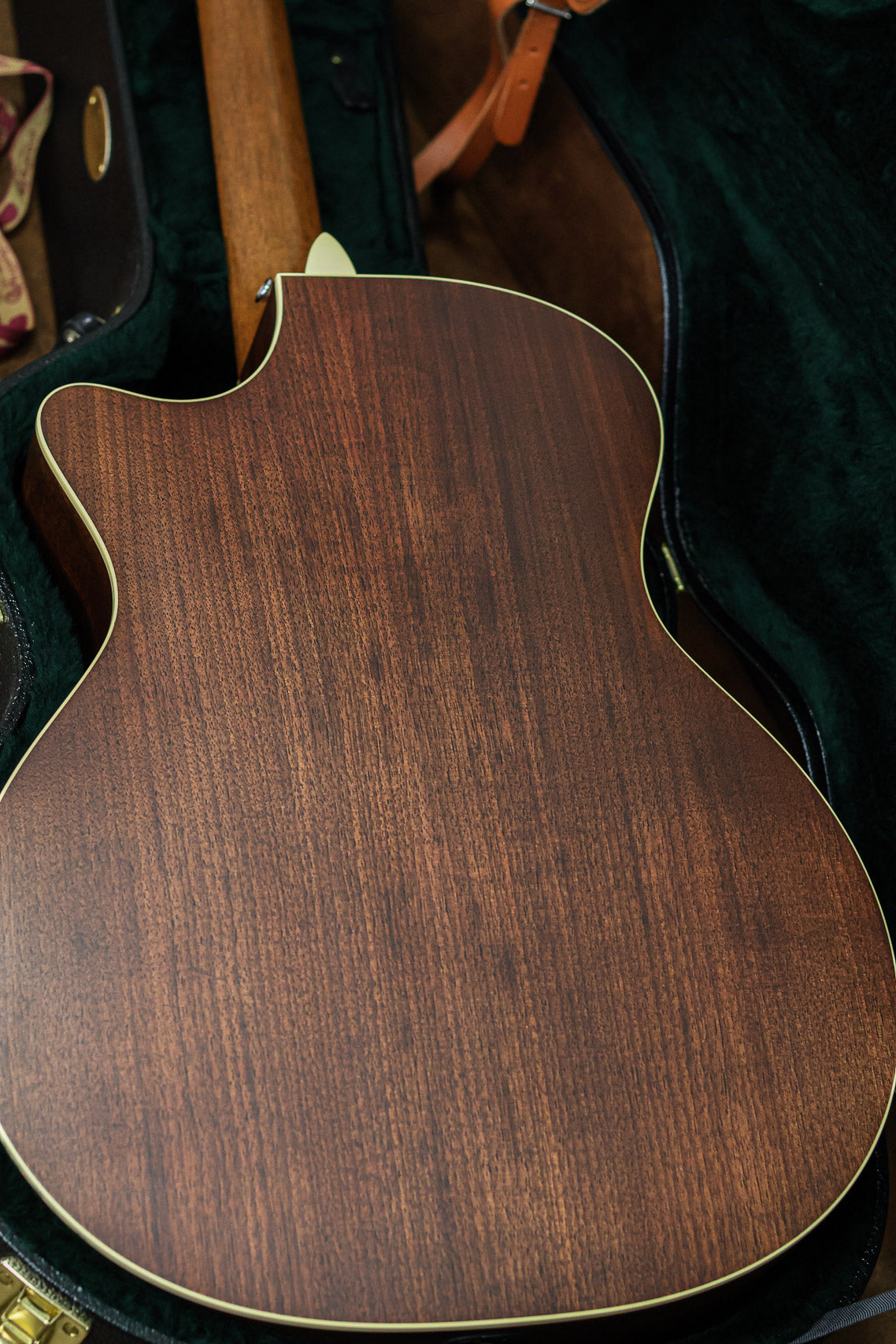 Martin GPC Black Walnut  | Sunburst