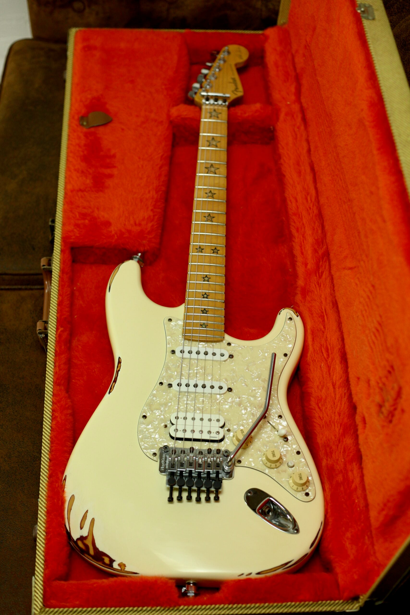 ギター Fender Richie Sambora Stratocaster Fender Richie Sambora Stratocaster 1993 | Arctic White