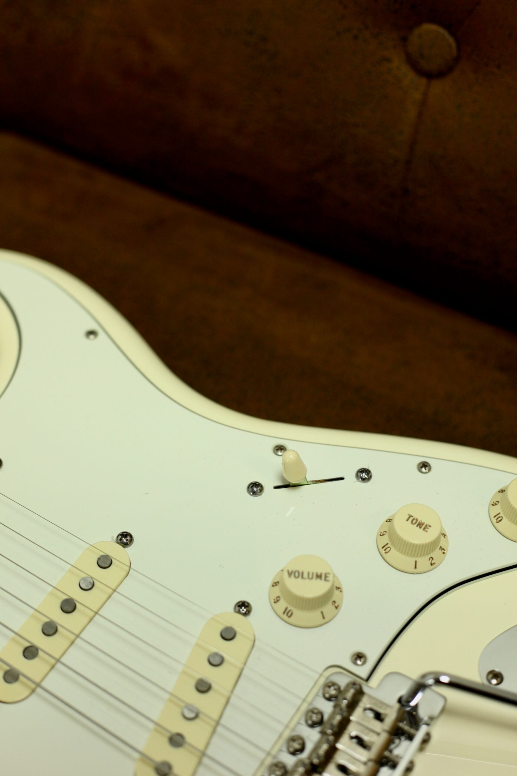Fender Jimi Hendrix Signature Stratocaster | Olympic White