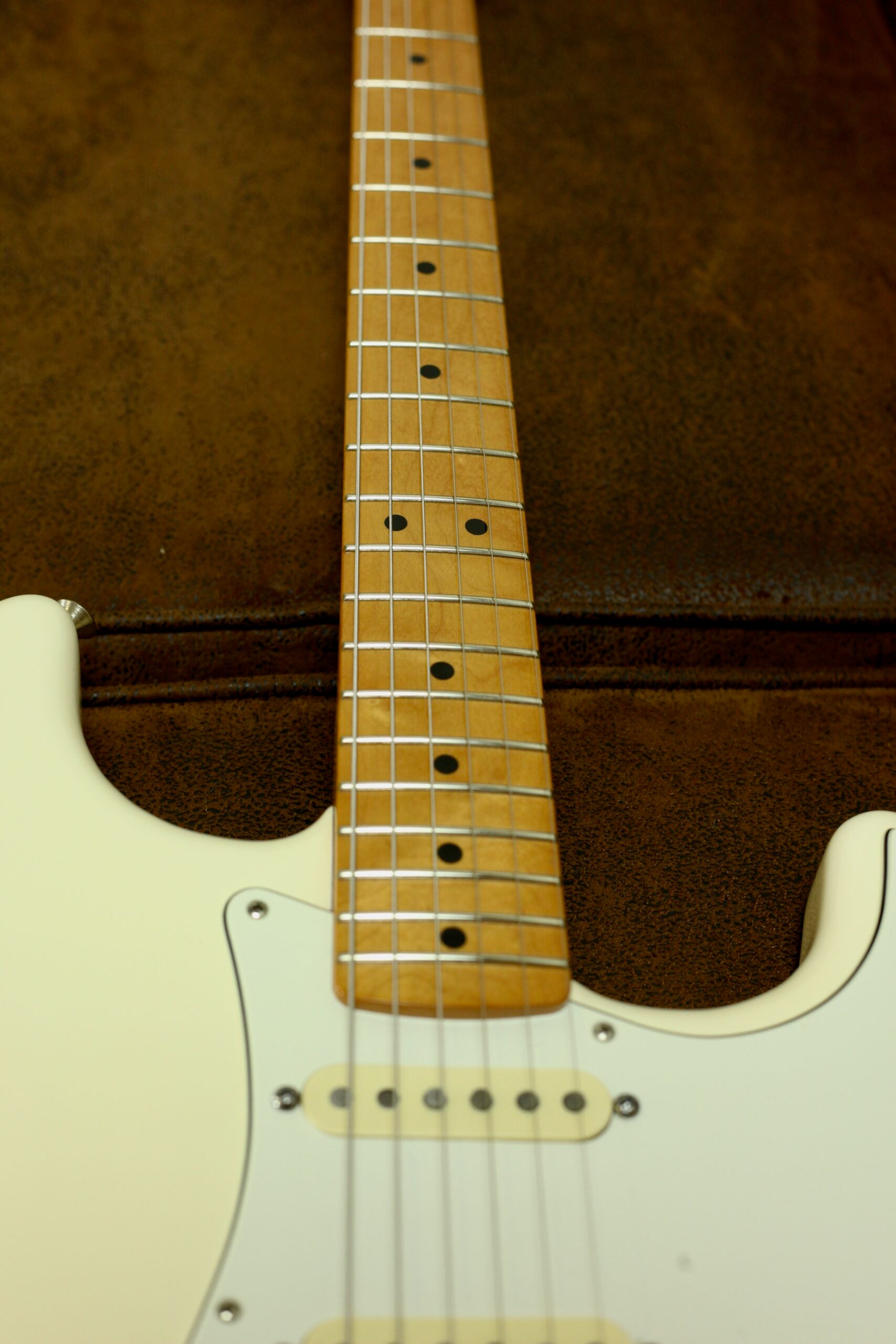 Fender Jimi Hendrix Signature Stratocaster | Olympic White